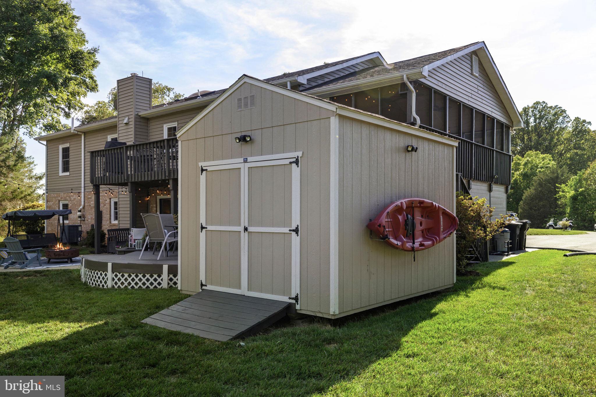 TARA WOODS - Residential
