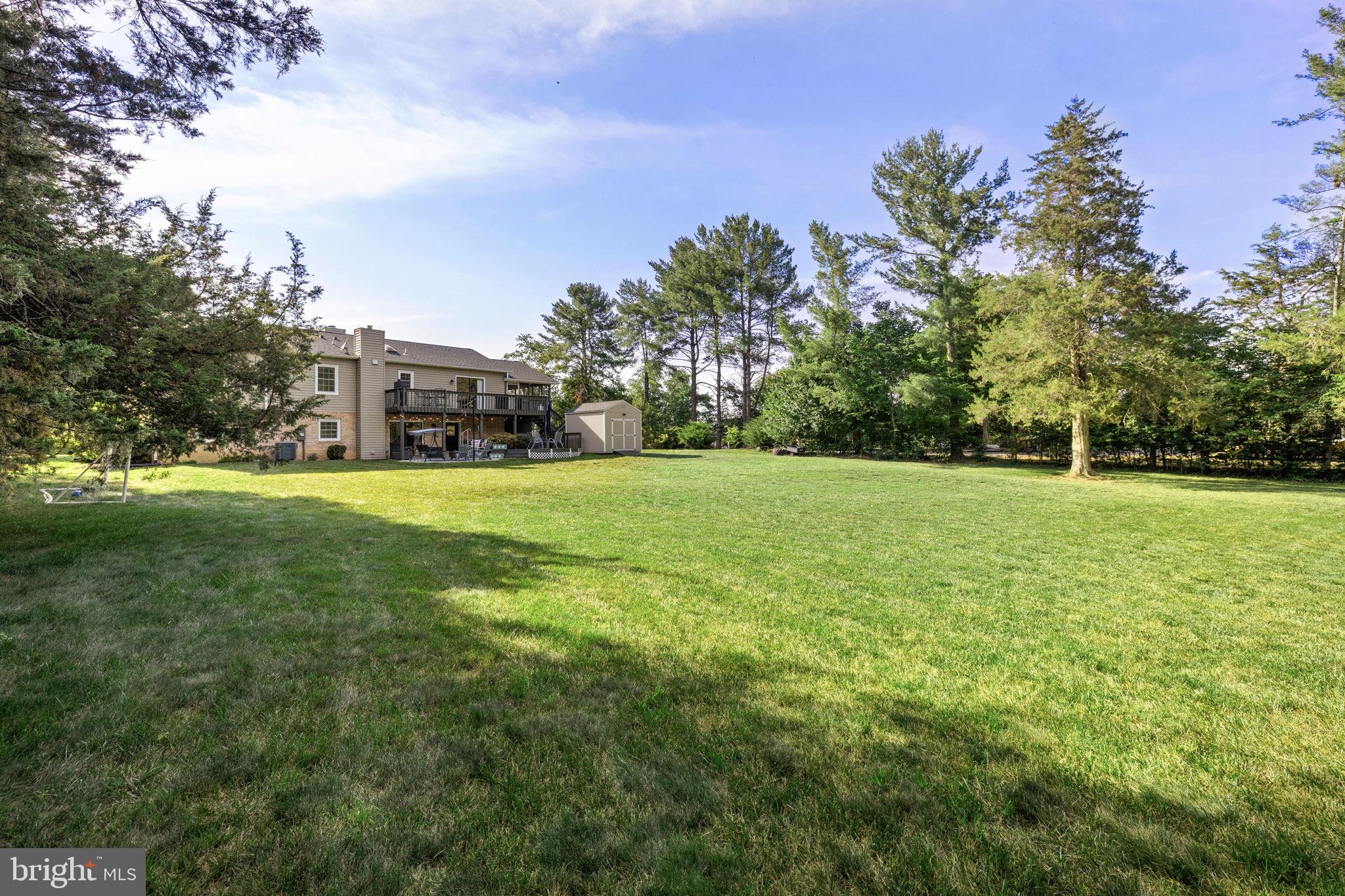 TARA WOODS - Residential