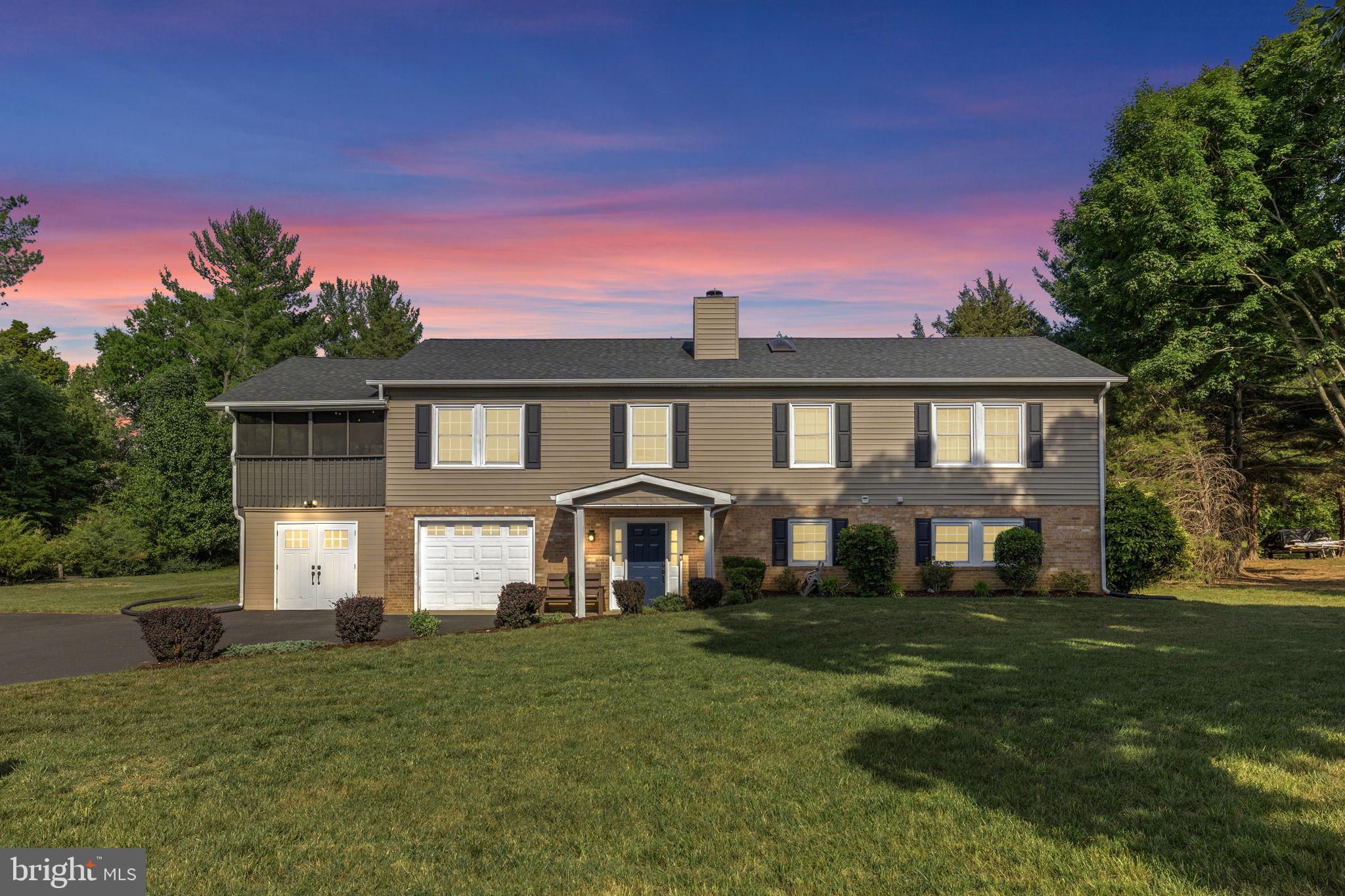 TARA WOODS - Residential