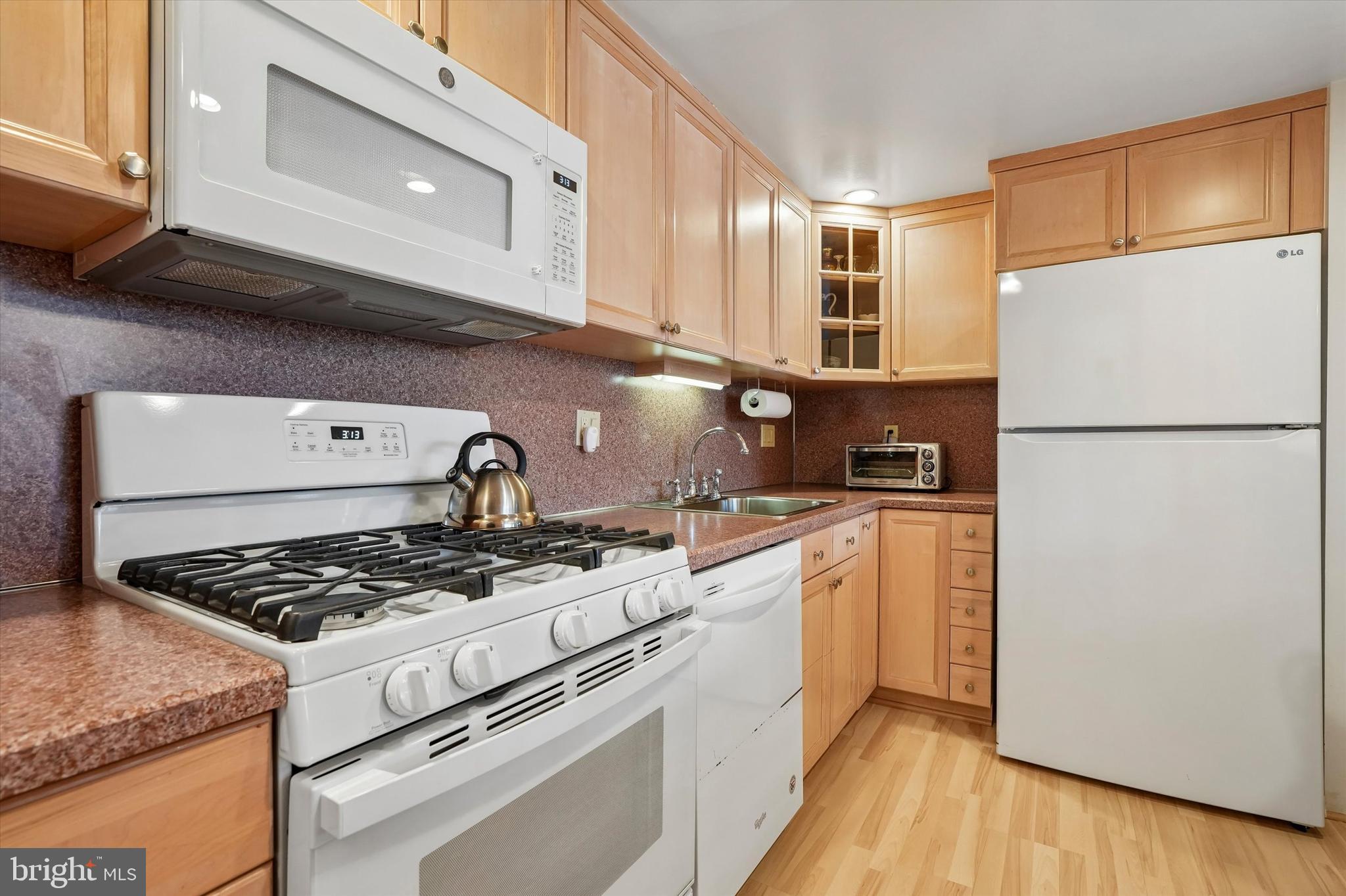 BEAVER HILL - Residential