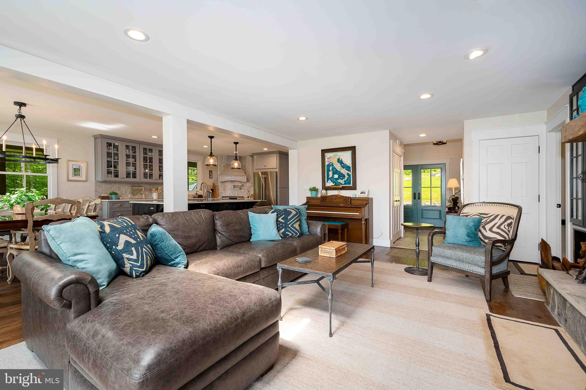 OLD TIMBERLINE - Residential