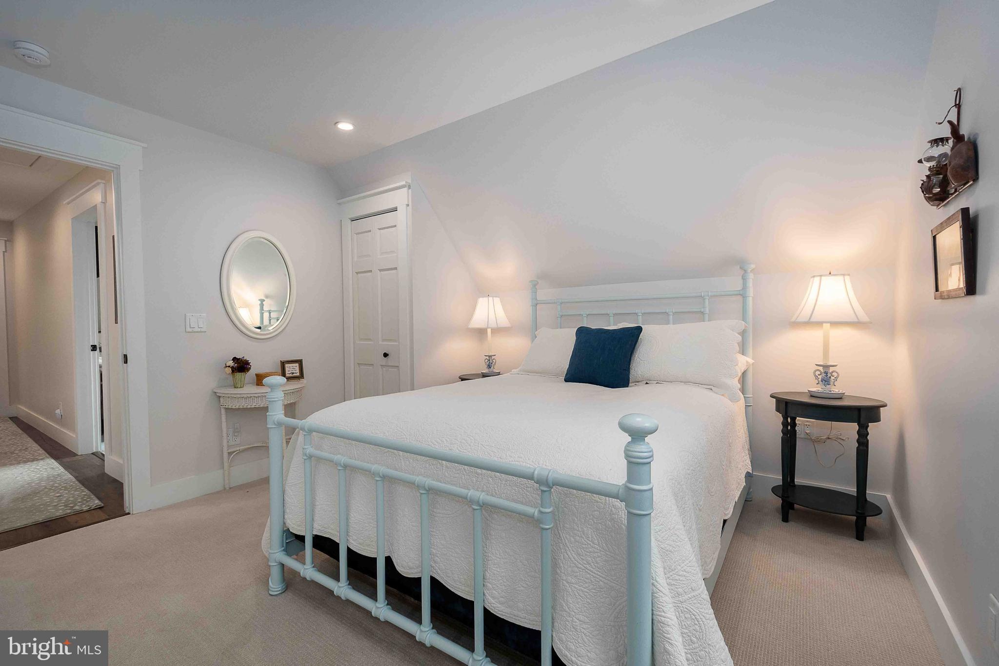 OLD TIMBERLINE - Residential