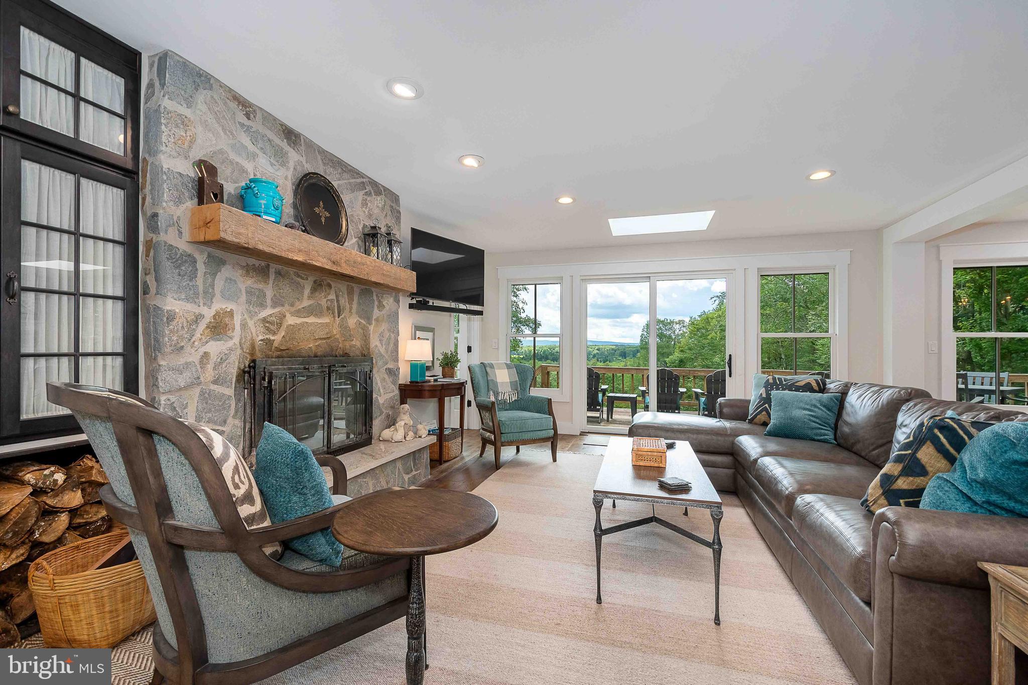 OLD TIMBERLINE - Residential