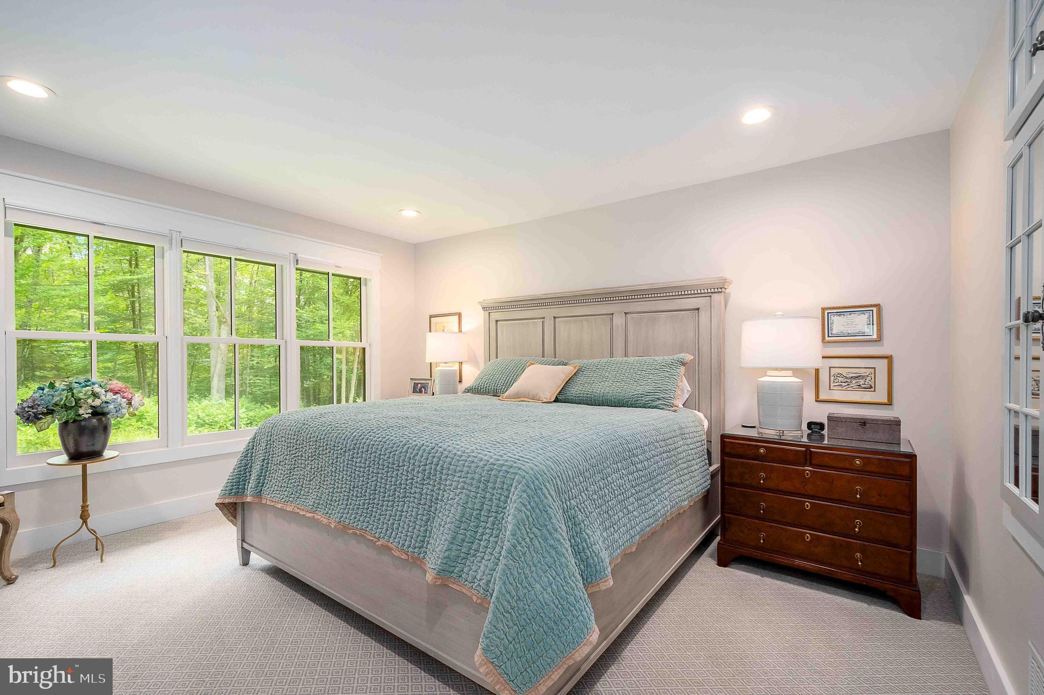 OLD TIMBERLINE - Residential