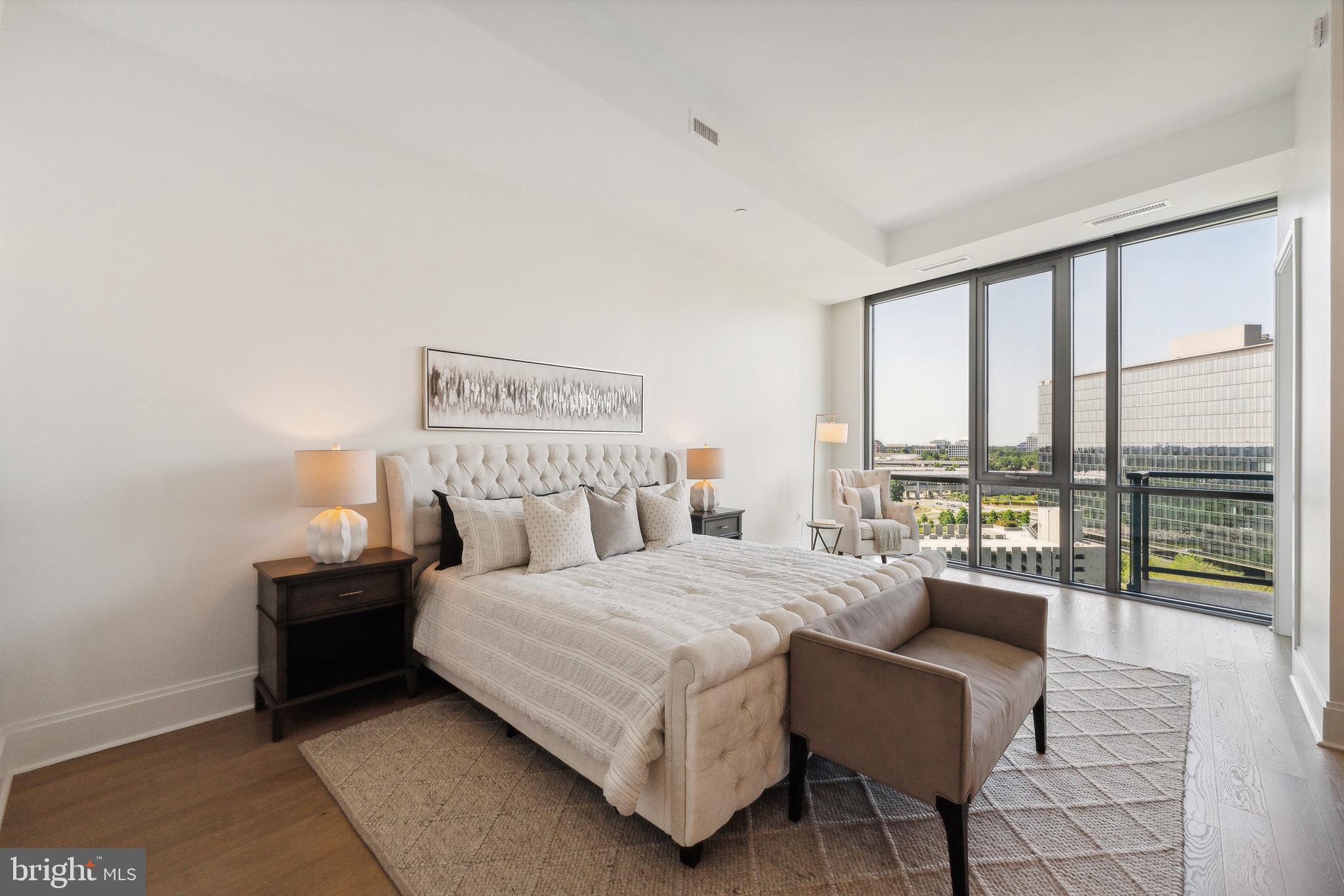 TYSONS CORNER - Residential