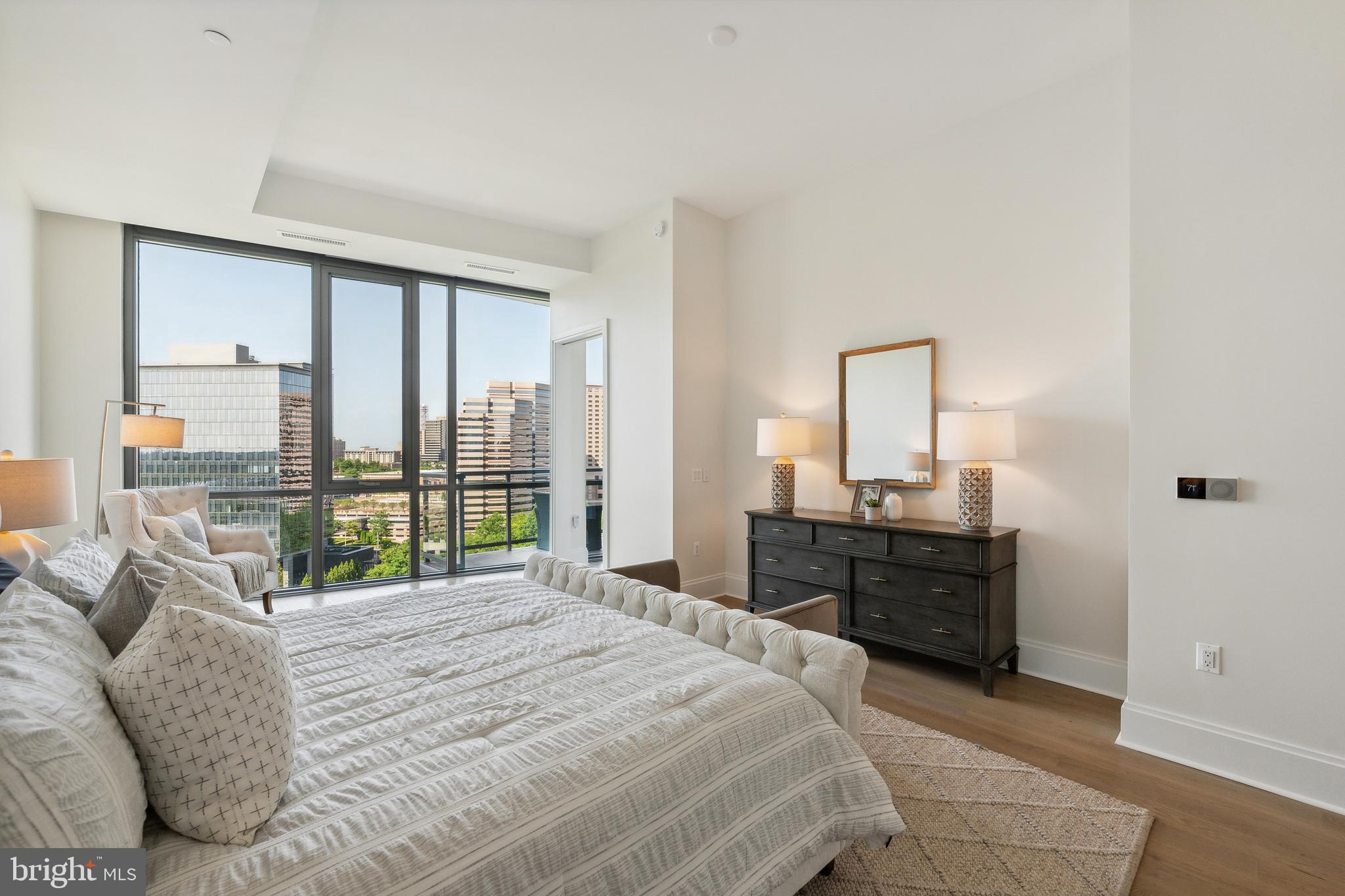TYSONS CORNER - Residential