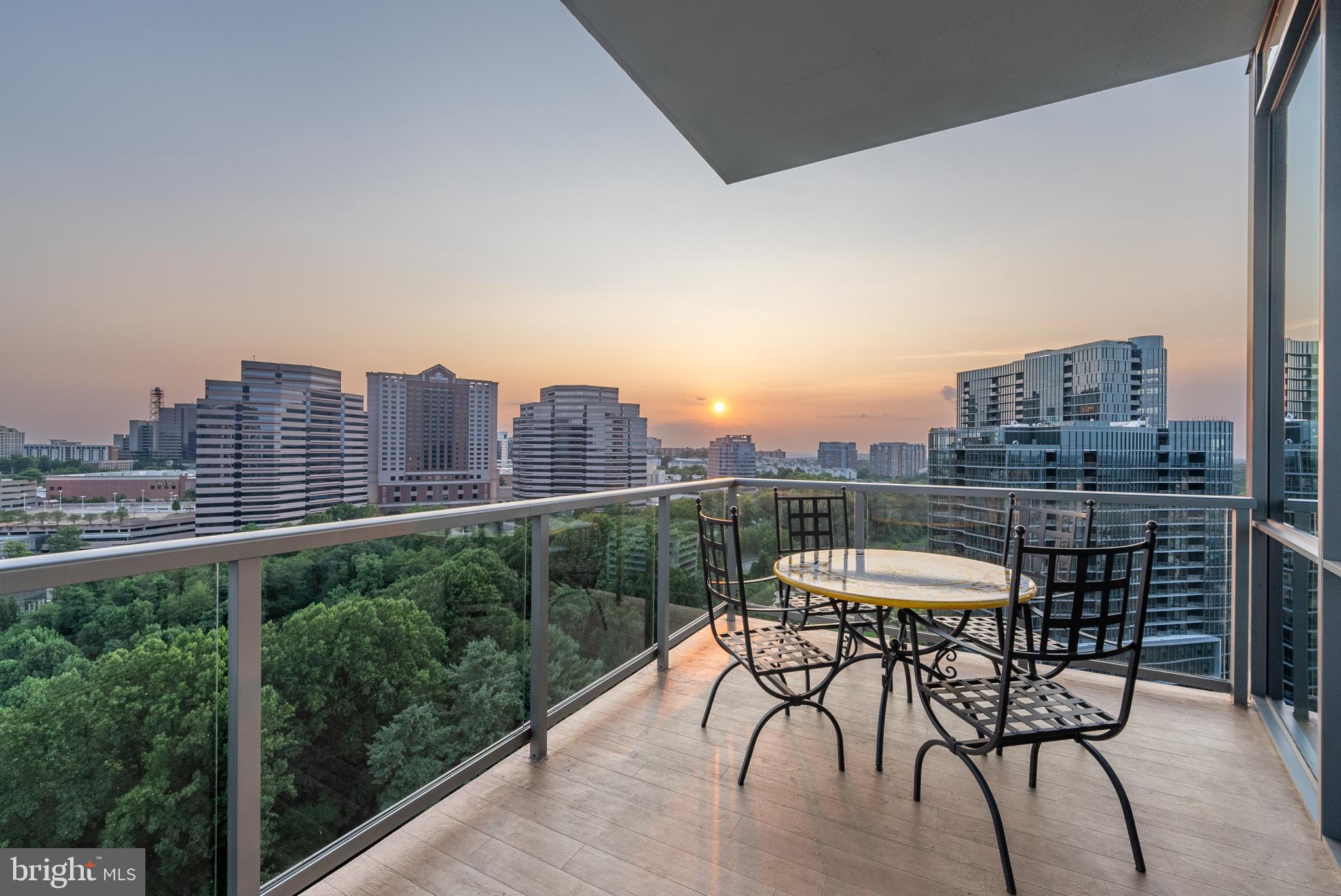 TYSONS CORNER - Residential