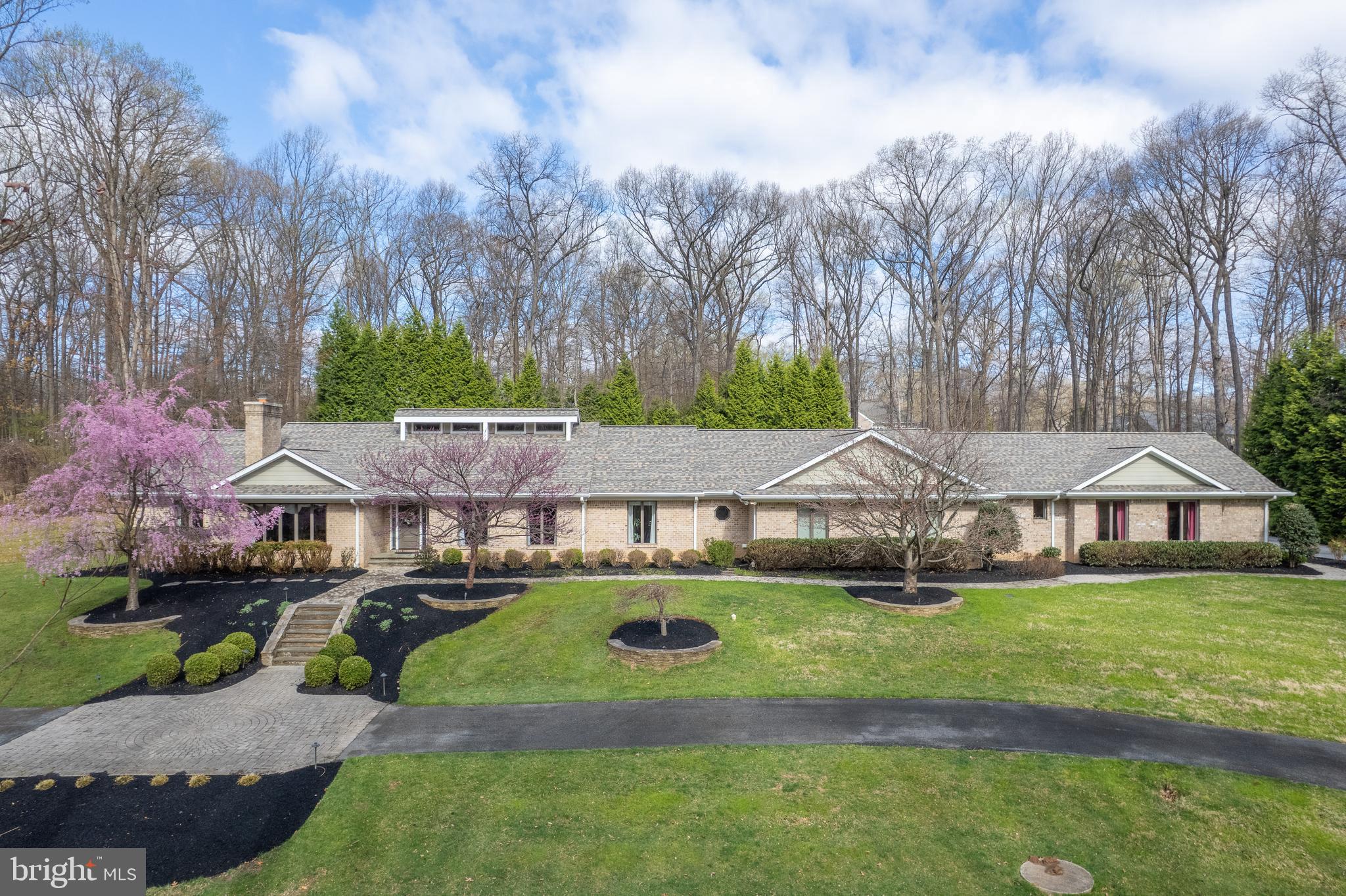 BUCKSKIN WOODS - Residential