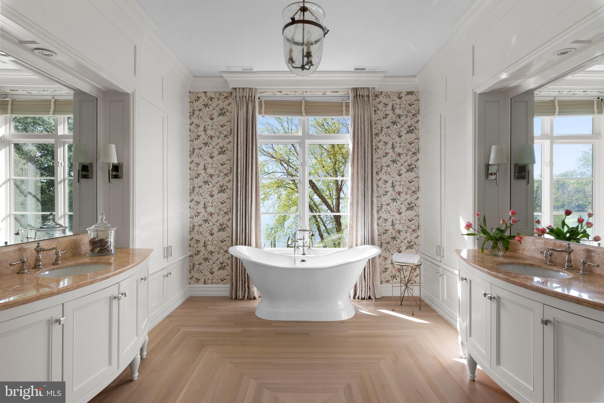 WIMBLEDON FARMS - Residential