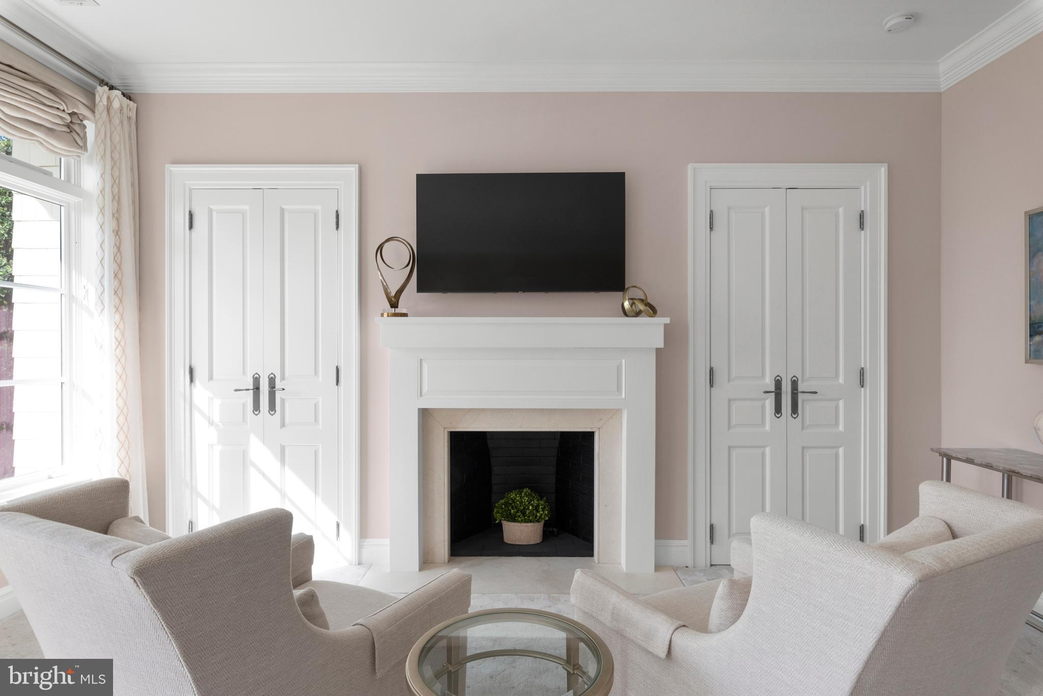 WIMBLEDON FARMS - Residential