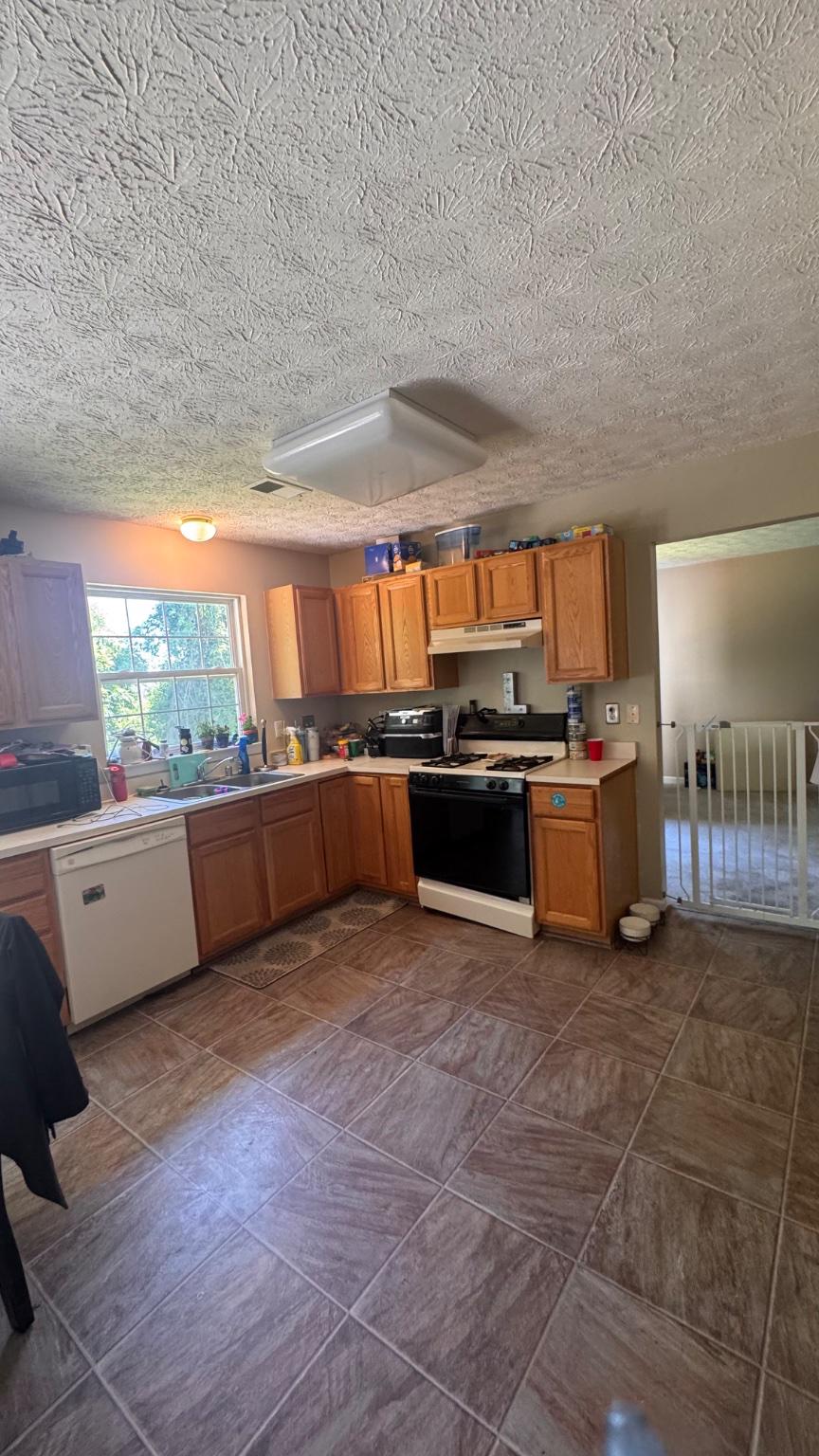 PINEY ORCHARD - Residential