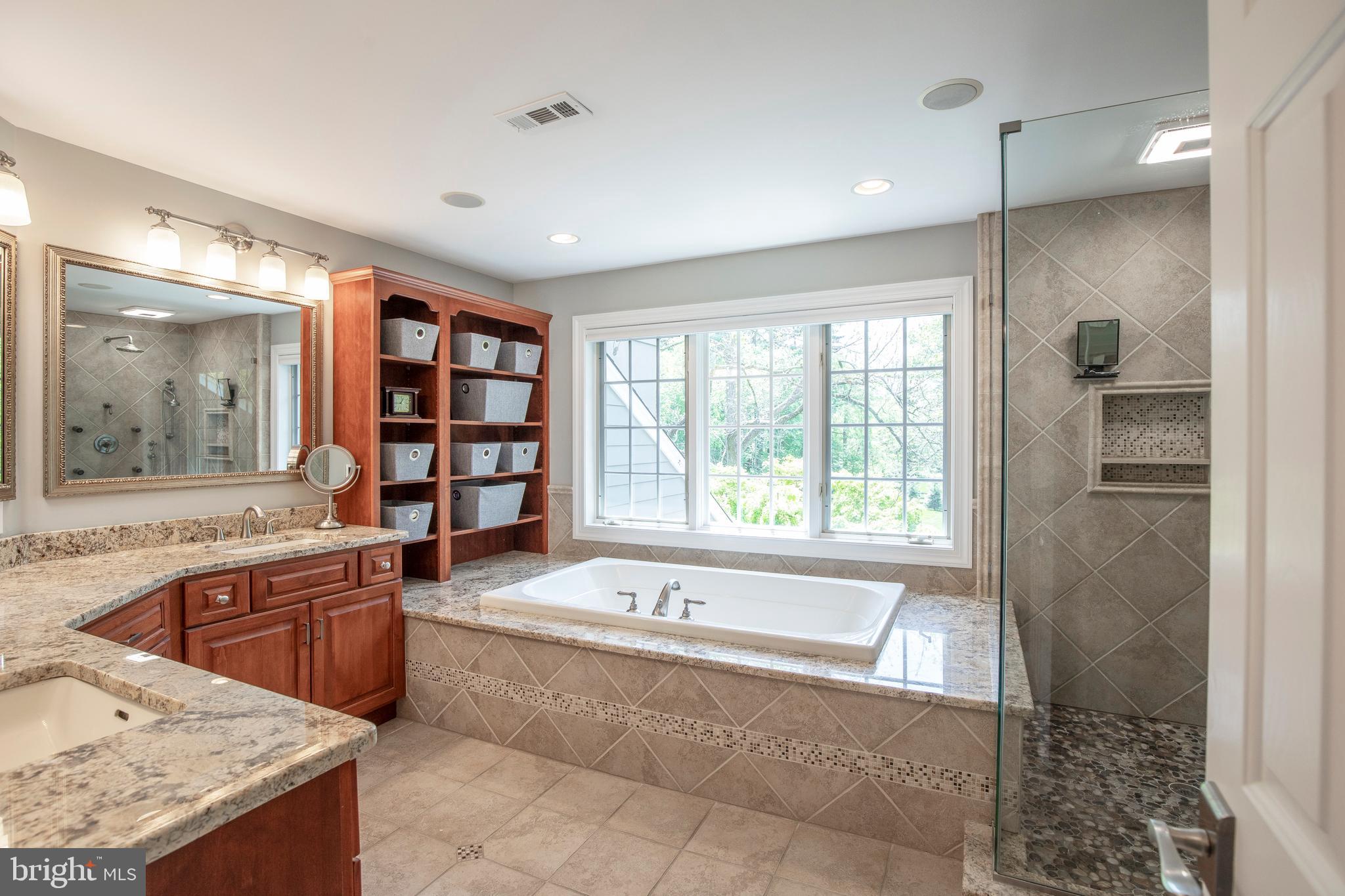 ASHWOOD - Residential