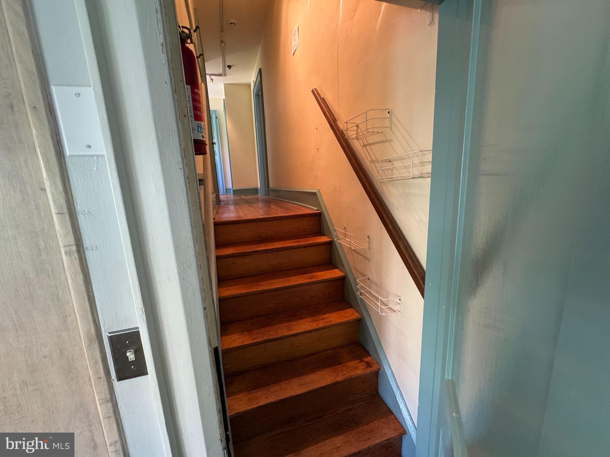 WYNNEWOOD VALLEY - Residential