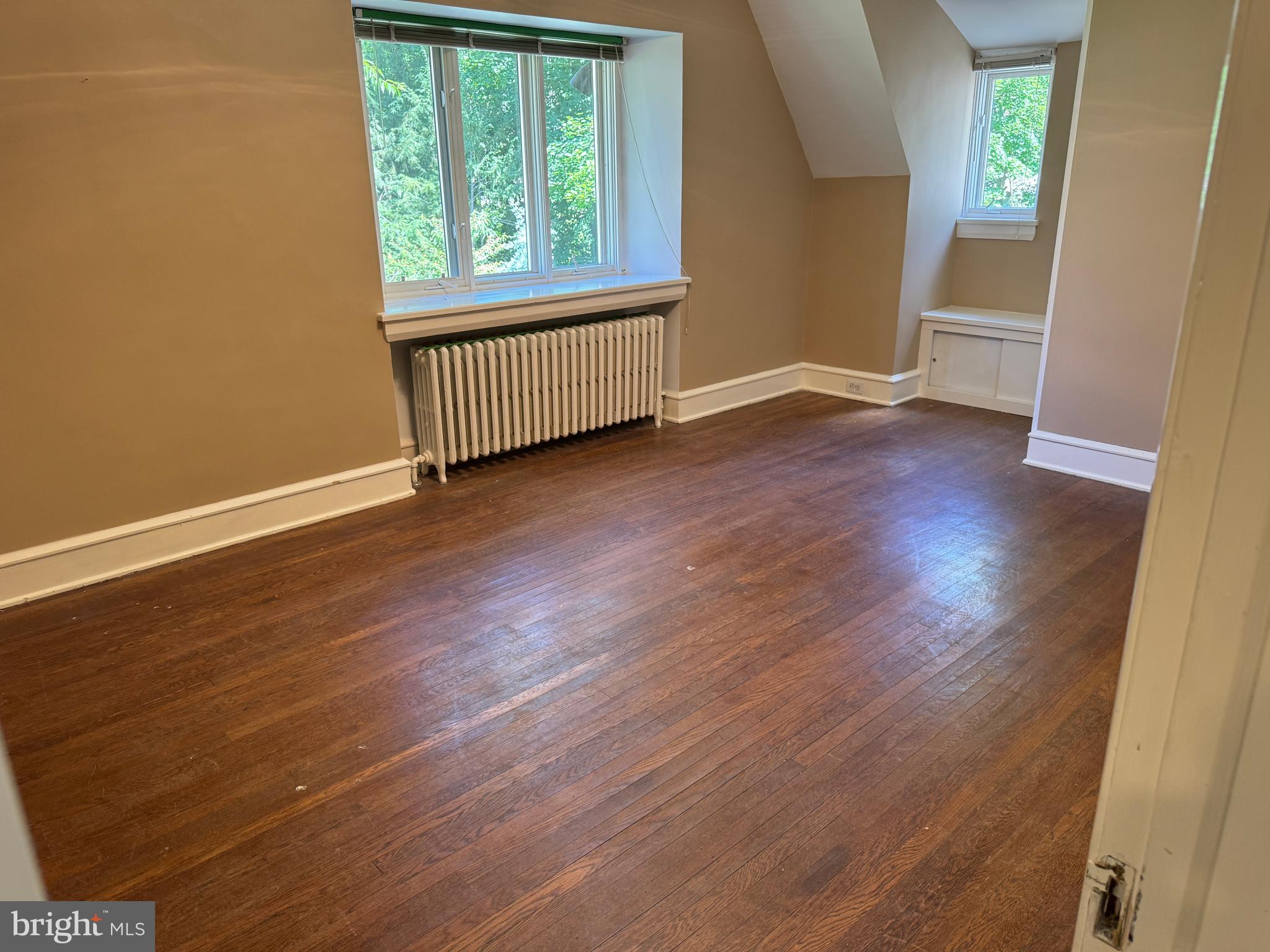 WYNNEWOOD VALLEY - Residential
