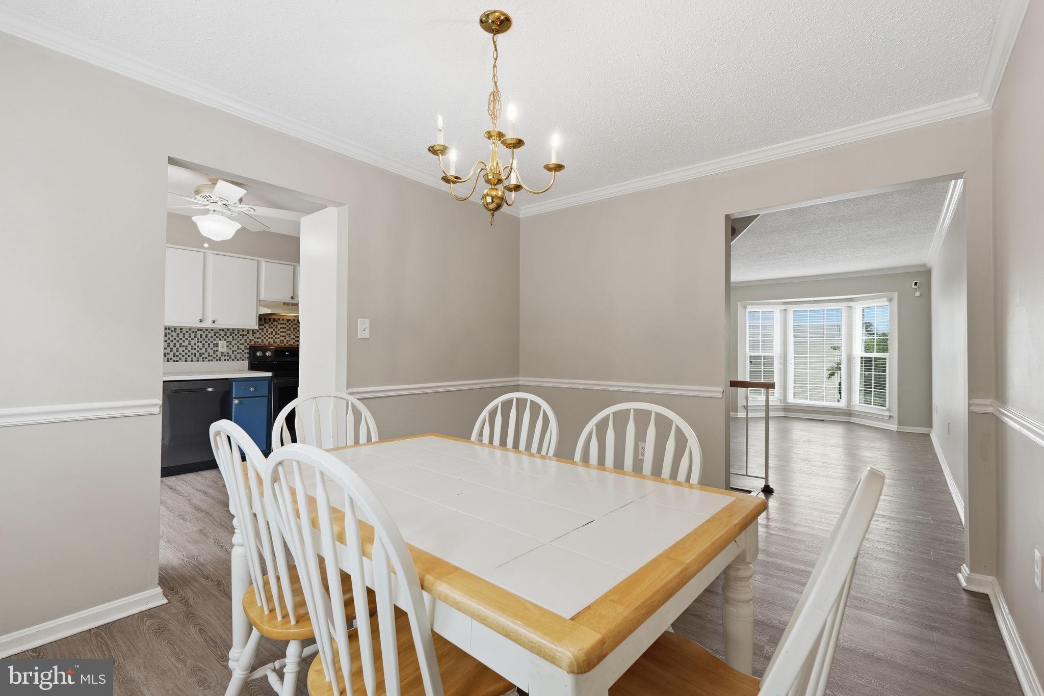 VALLEY STREAM ESTATES - Residential