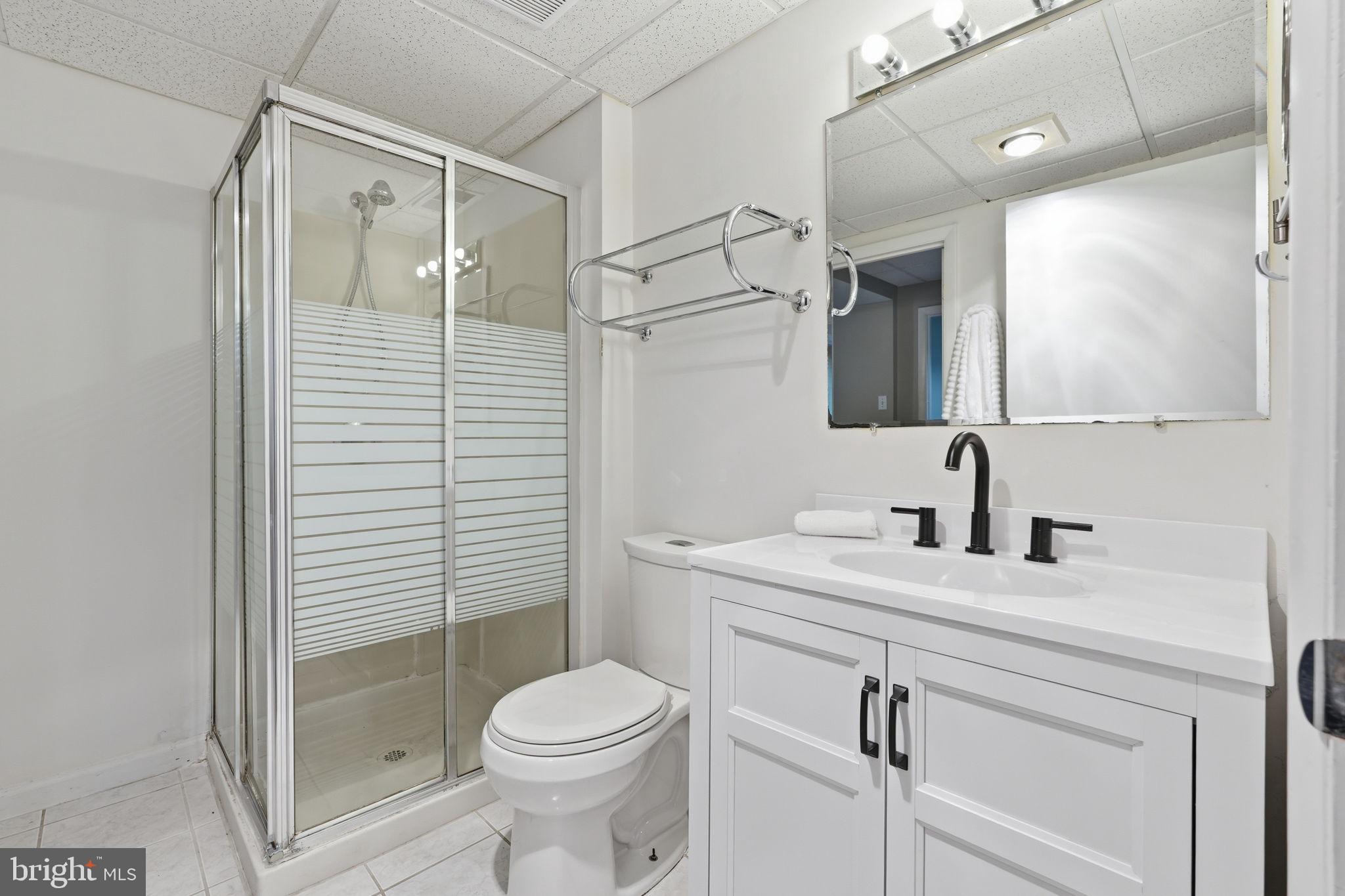 VALLEY STREAM ESTATES - Residential