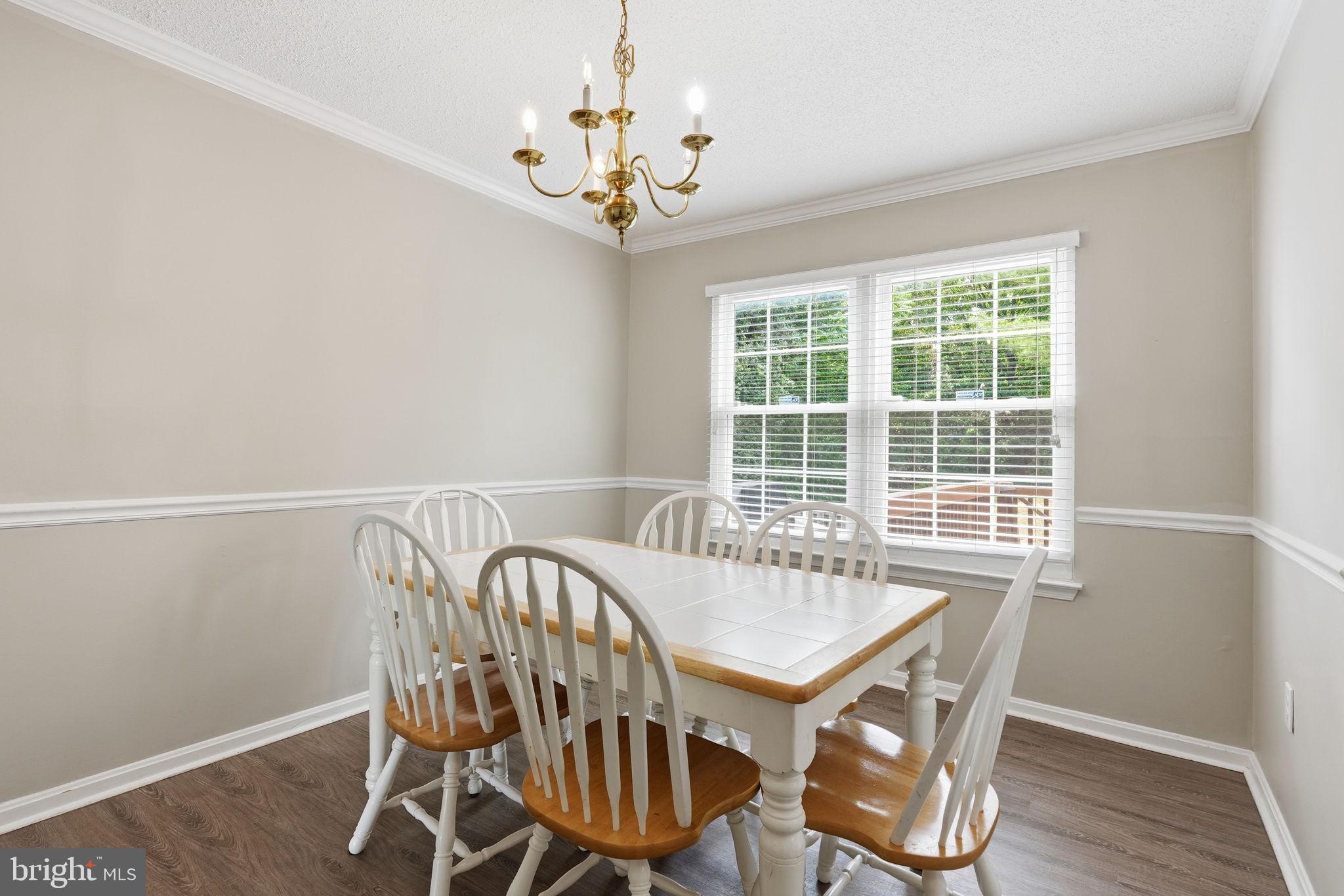 VALLEY STREAM ESTATES - Residential