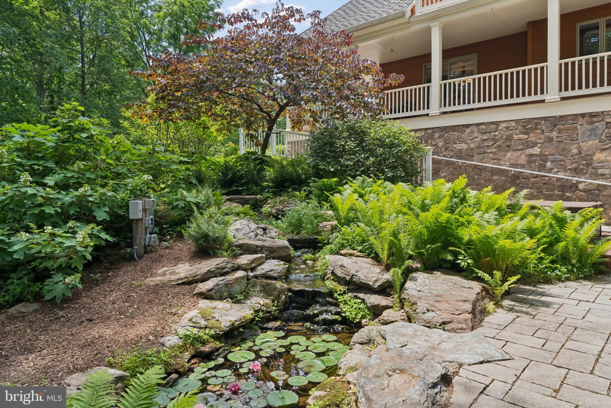 FREELAND - Residential