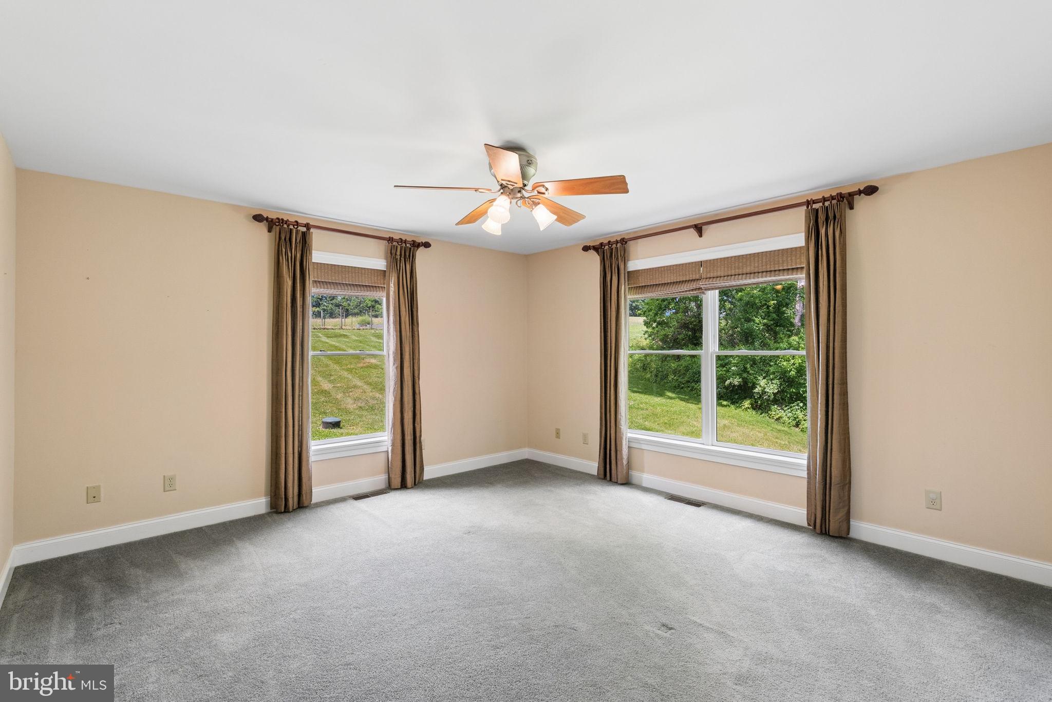 FREELAND - Residential
