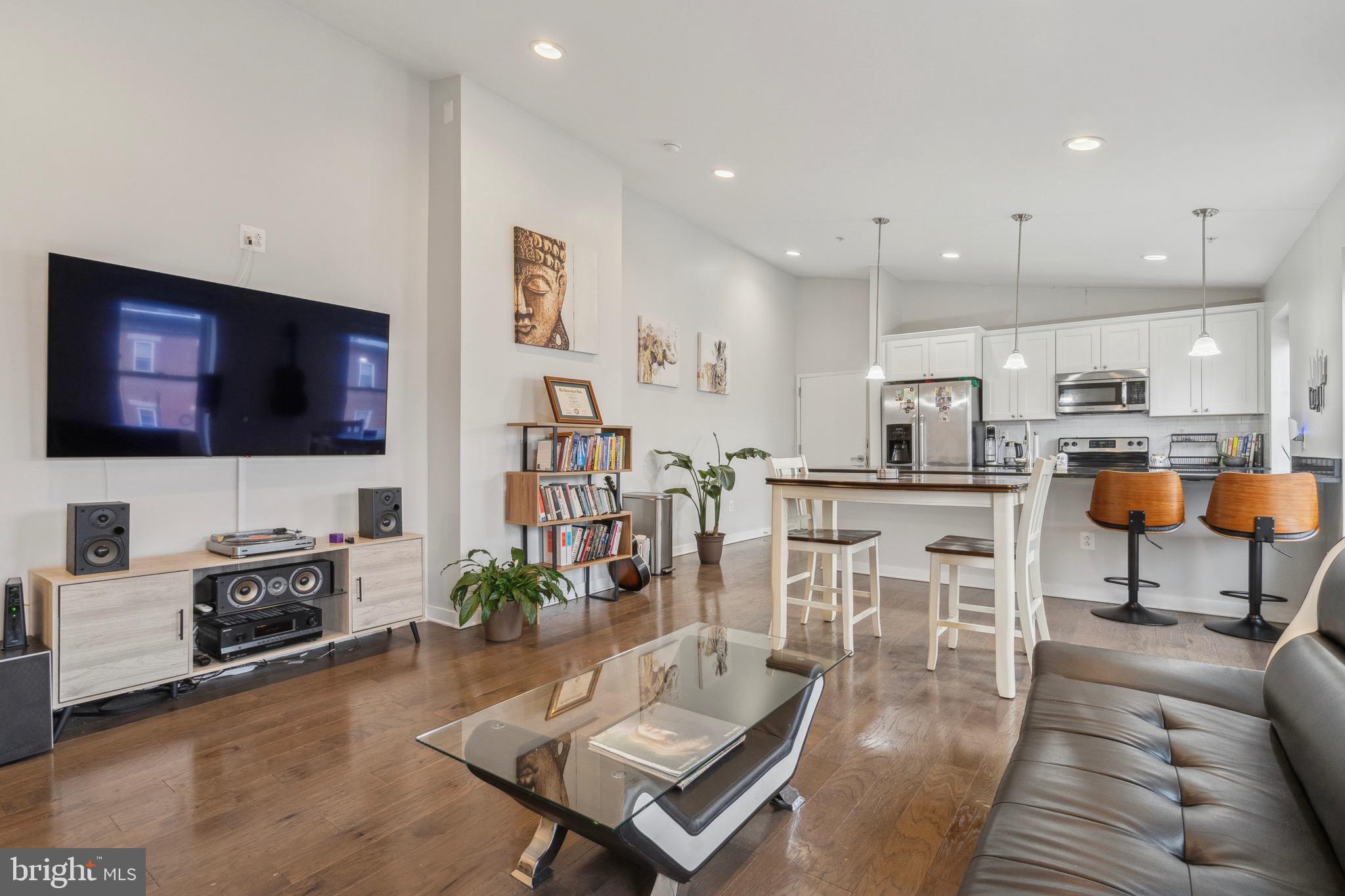NORTHERN LIBERTIES - Commercial Sale