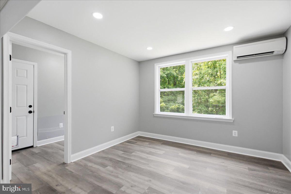 PONDS WOOD LANDING - Residential