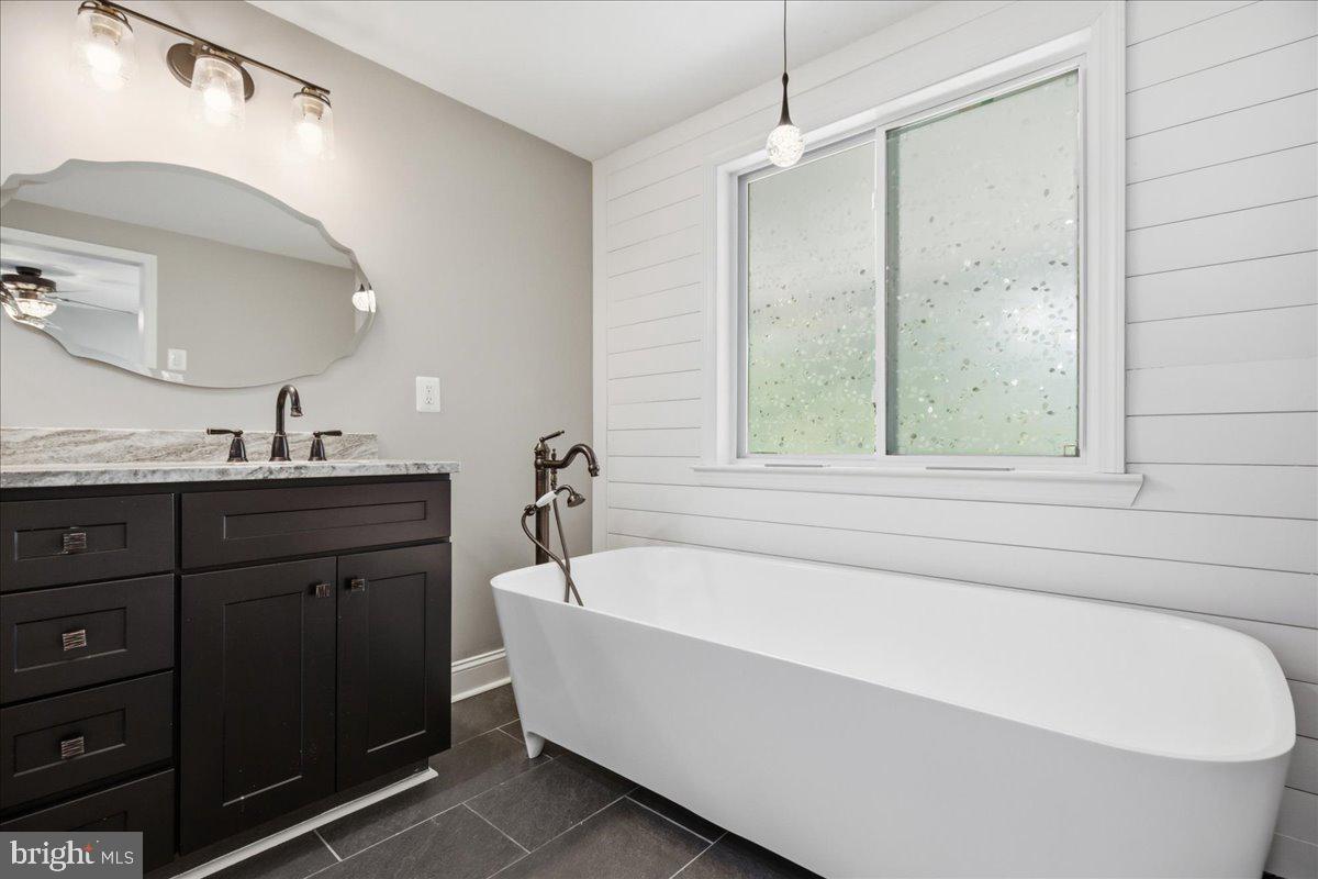 PONDS WOOD LANDING - Residential
