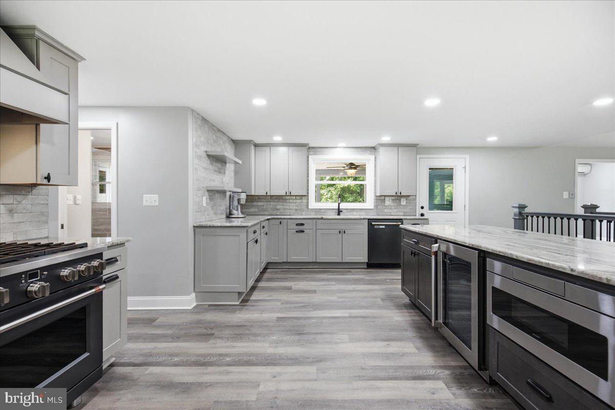 PONDS WOOD LANDING - Residential