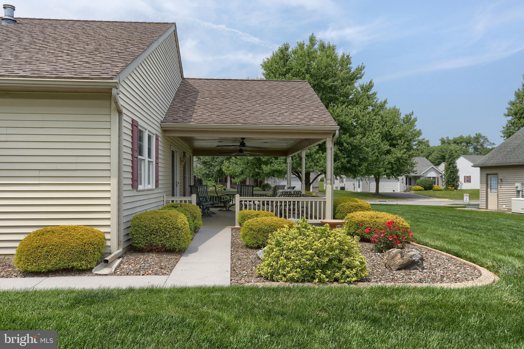 ARBOR GATE - Residential