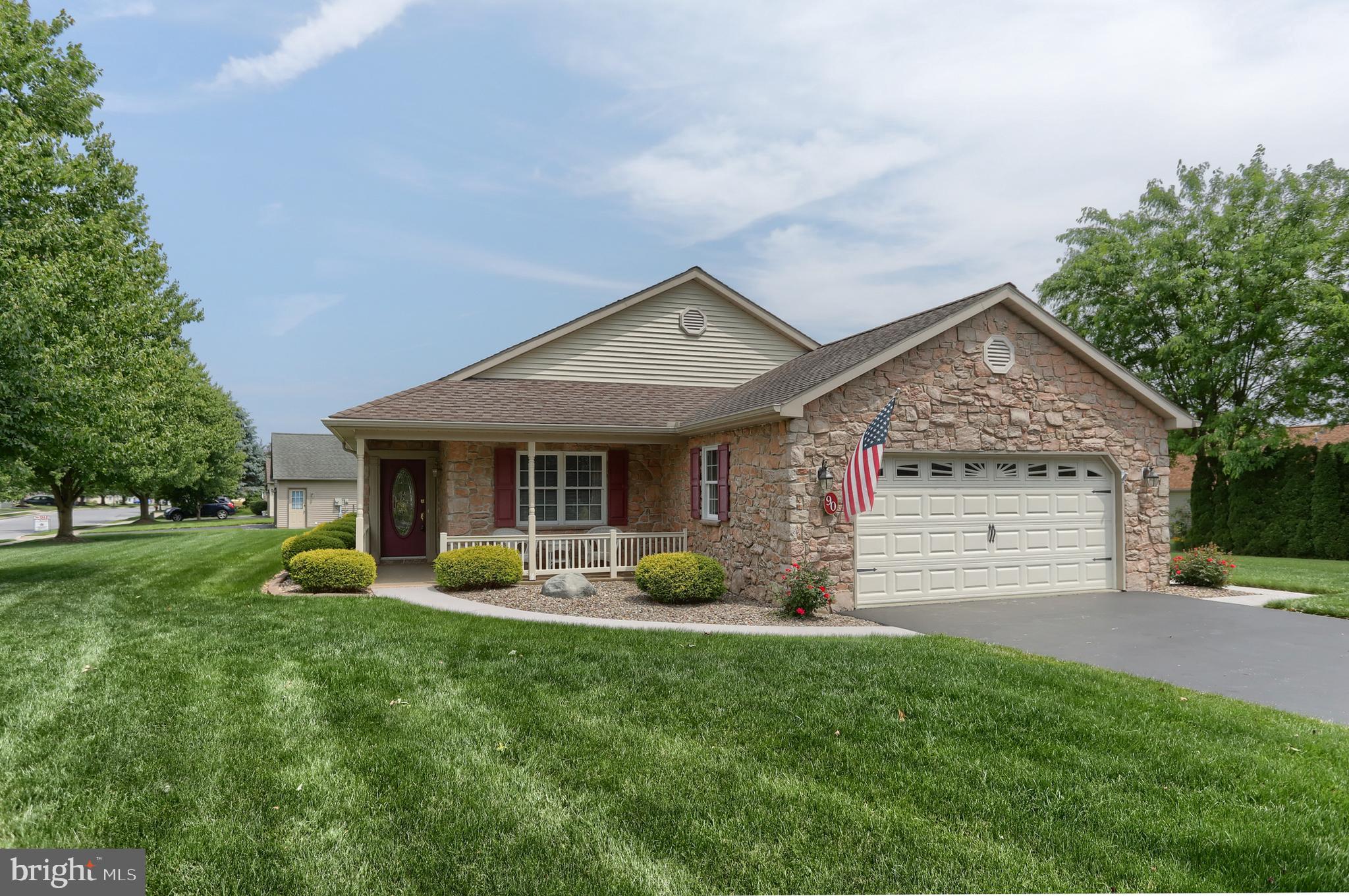 ARBOR GATE - Residential