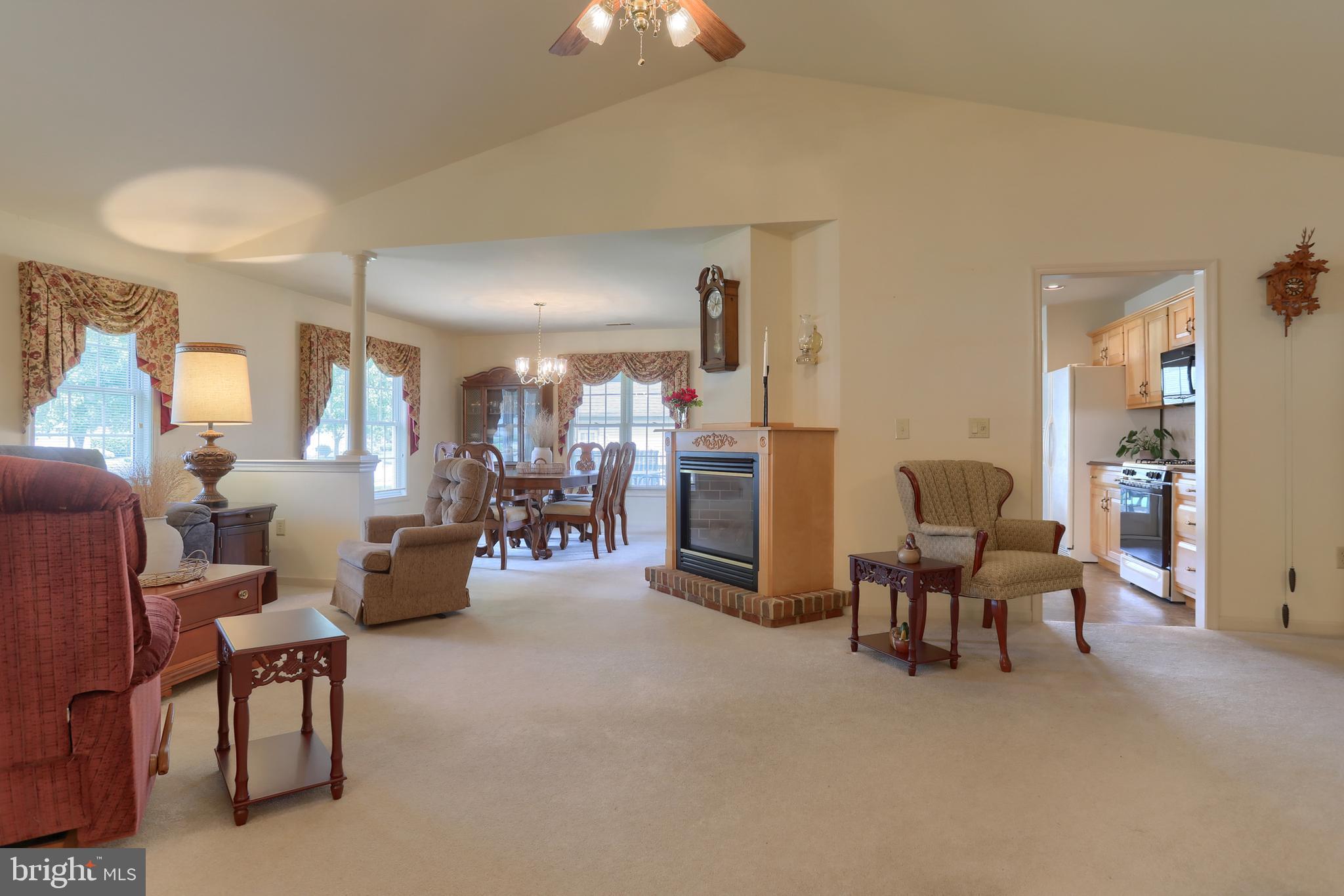 ARBOR GATE - Residential