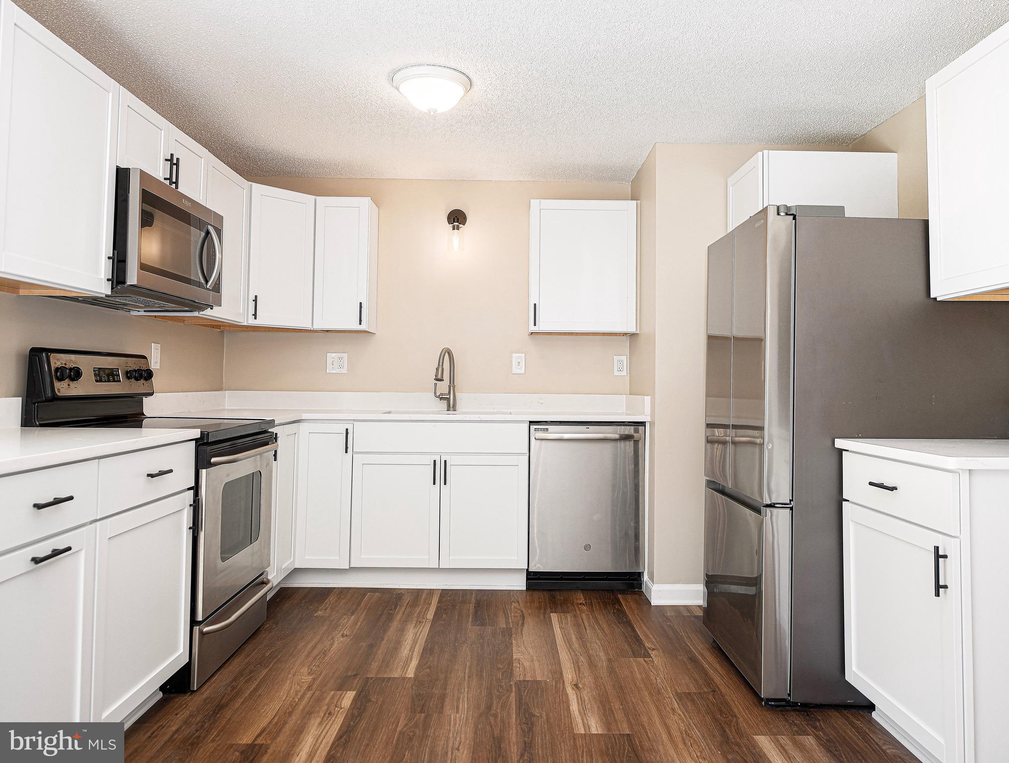 CARVILLE GROVE - Residential