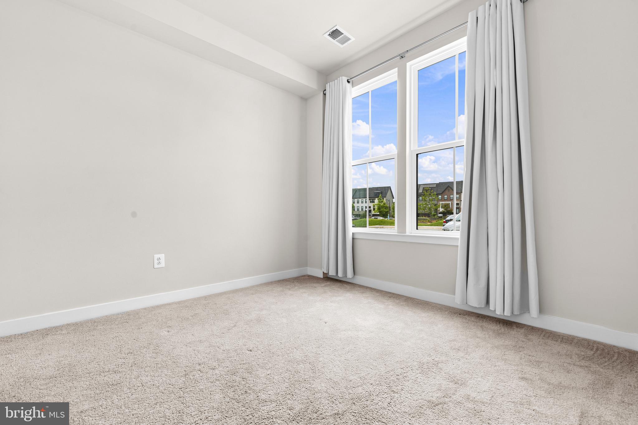 TANYARD SHORES - Residential