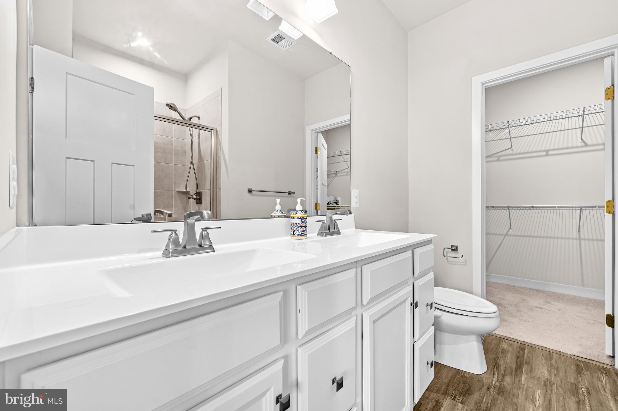 TANYARD SHORES - Residential