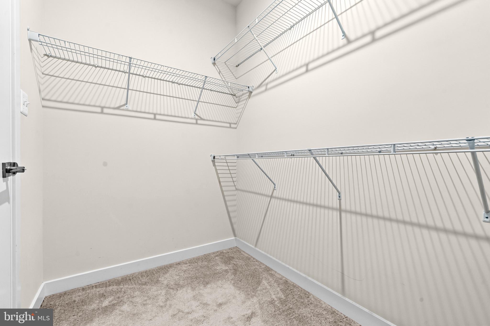 TANYARD SHORES - Residential