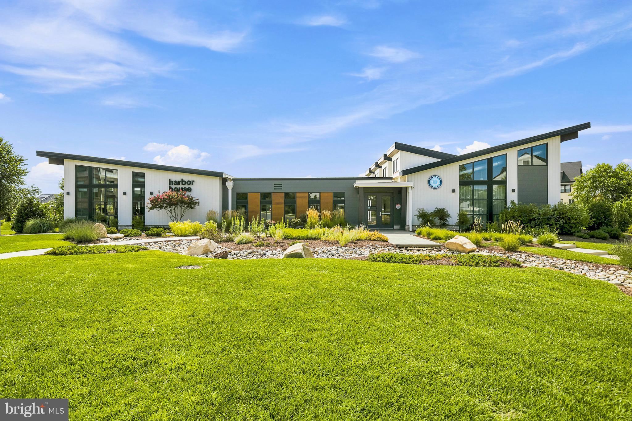 TANYARD SHORES - Residential