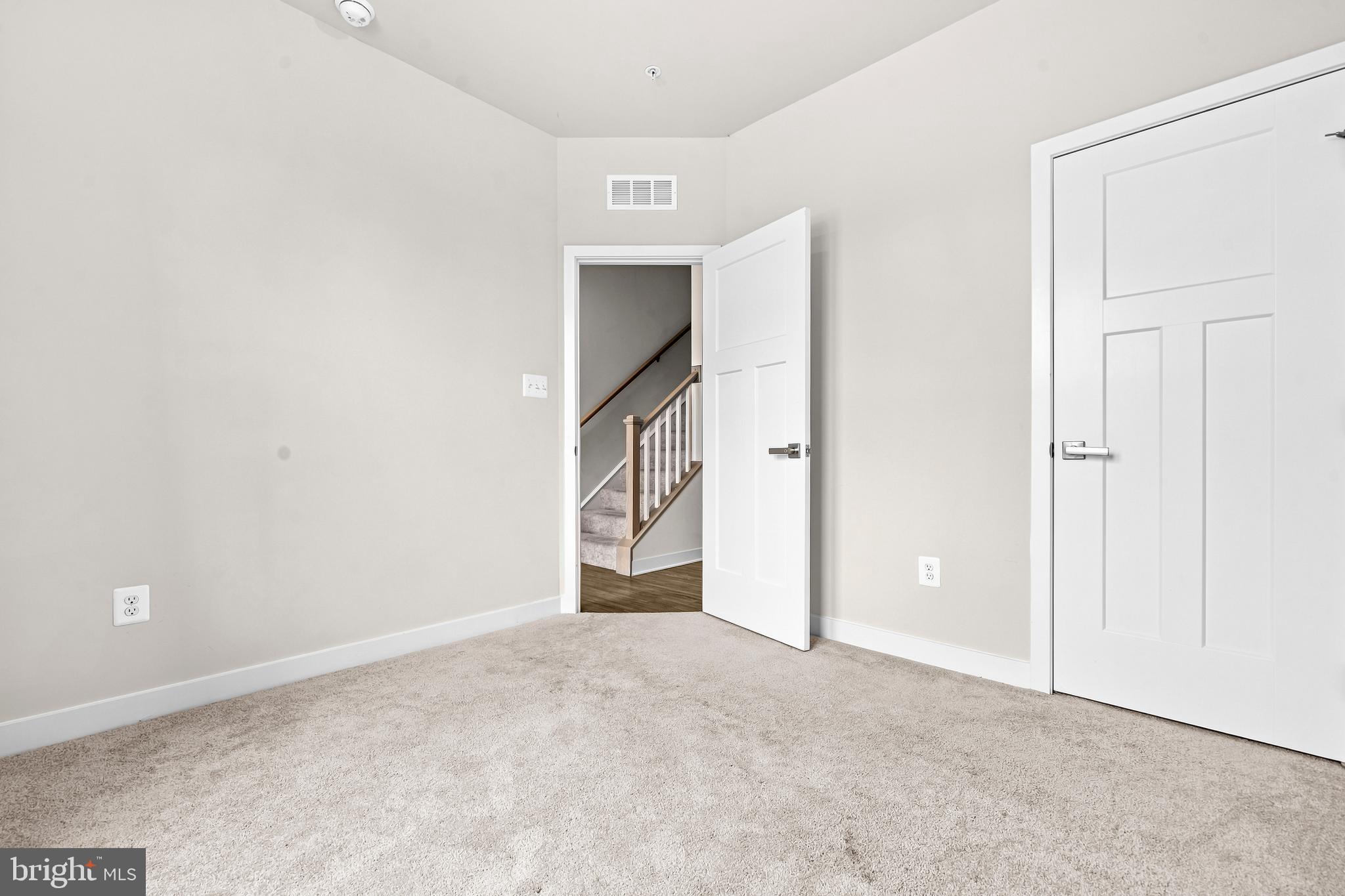 TANYARD SHORES - Residential
