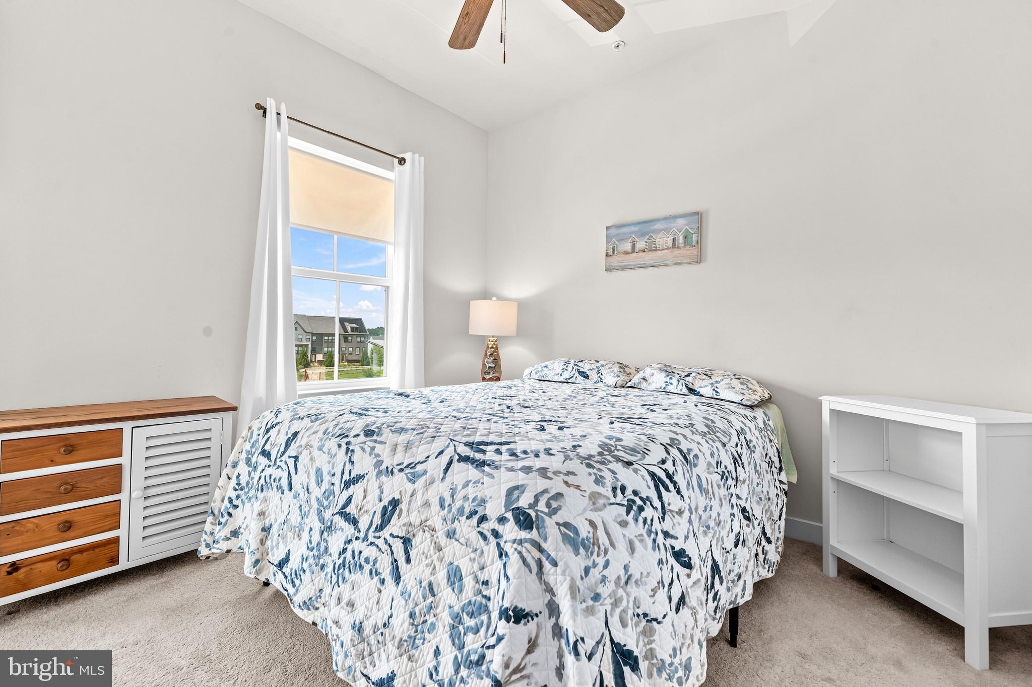 TANYARD SHORES - Residential