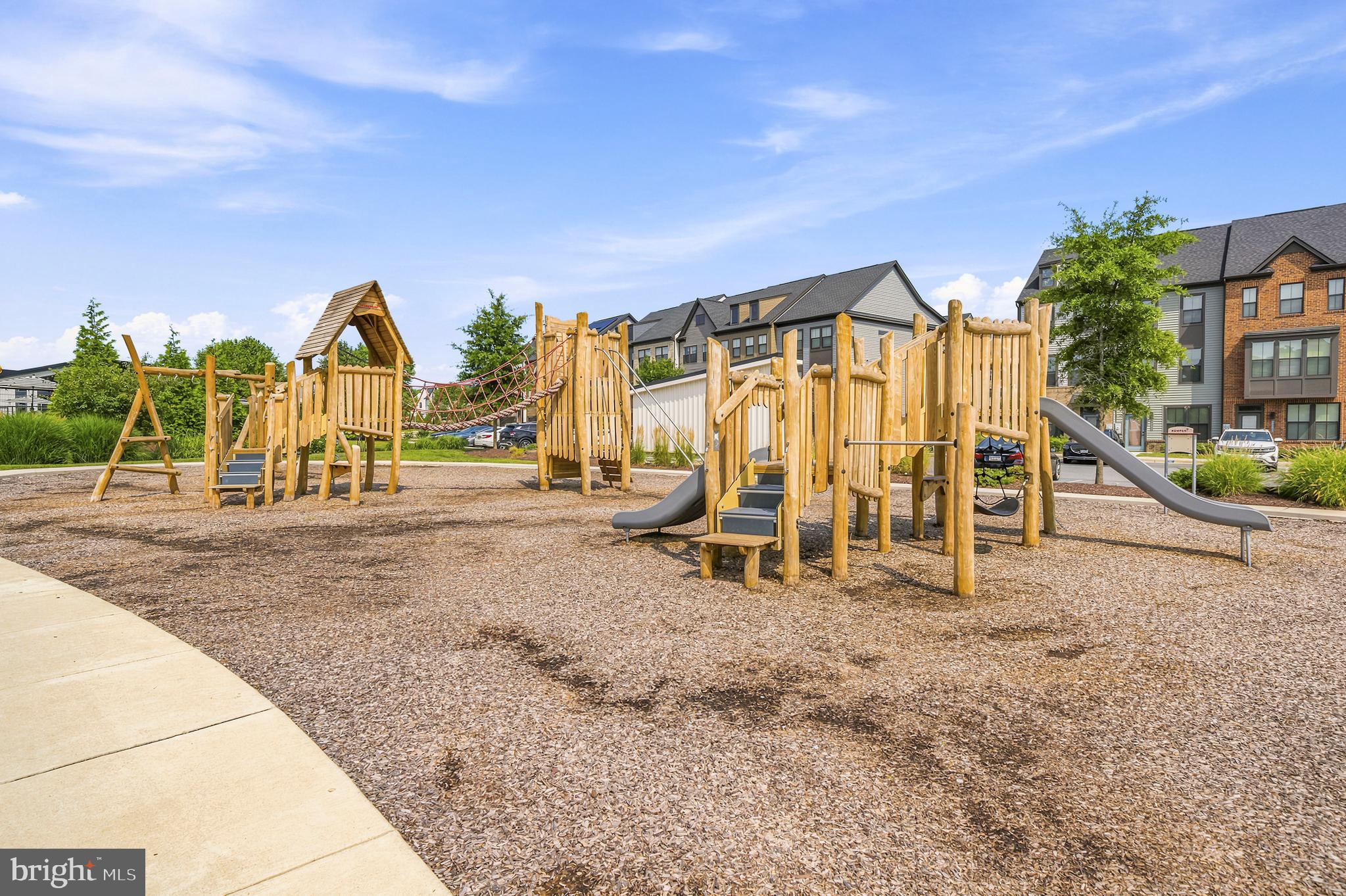 TANYARD SHORES - Residential