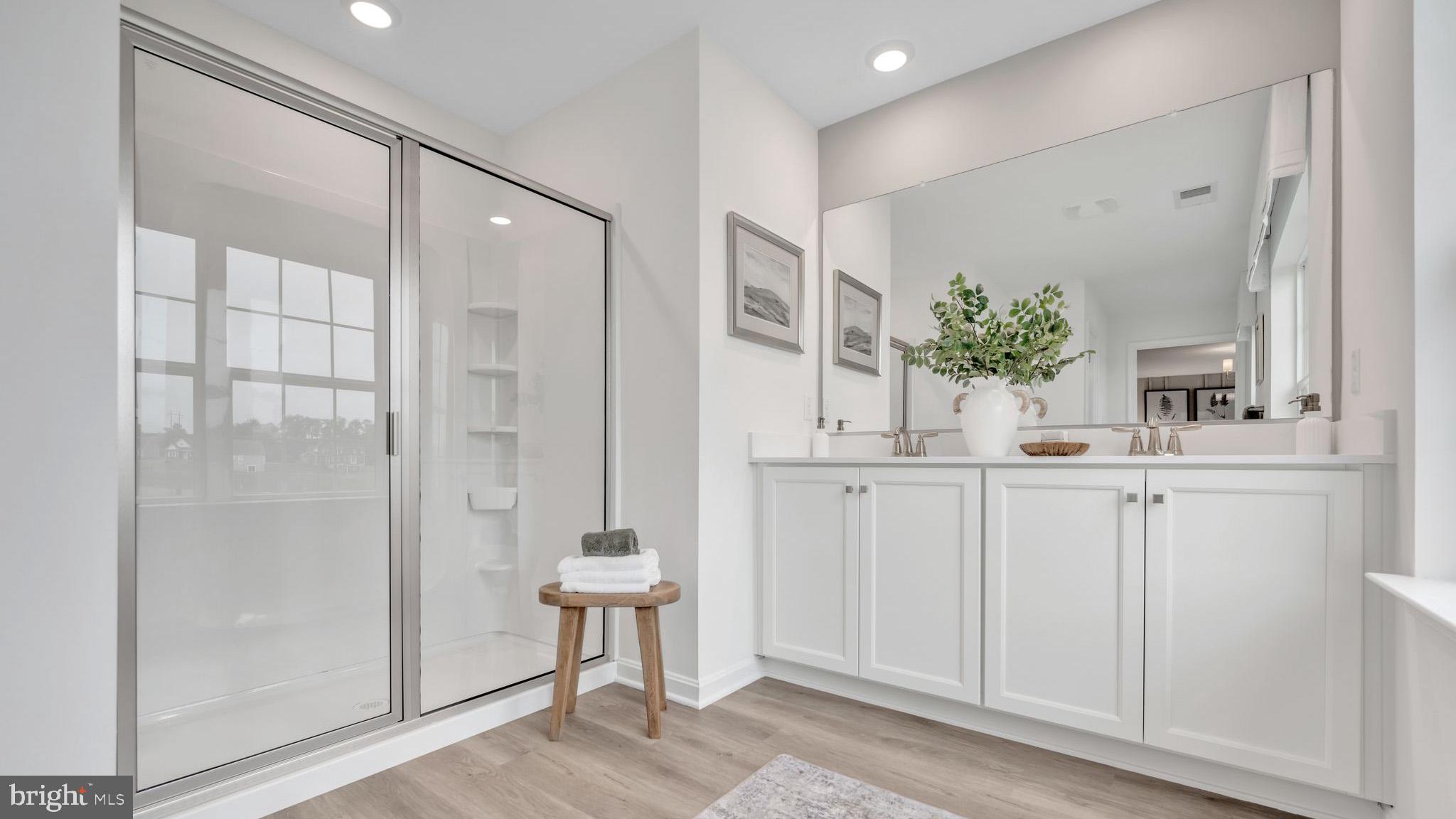 HEMPFIELD - Residential