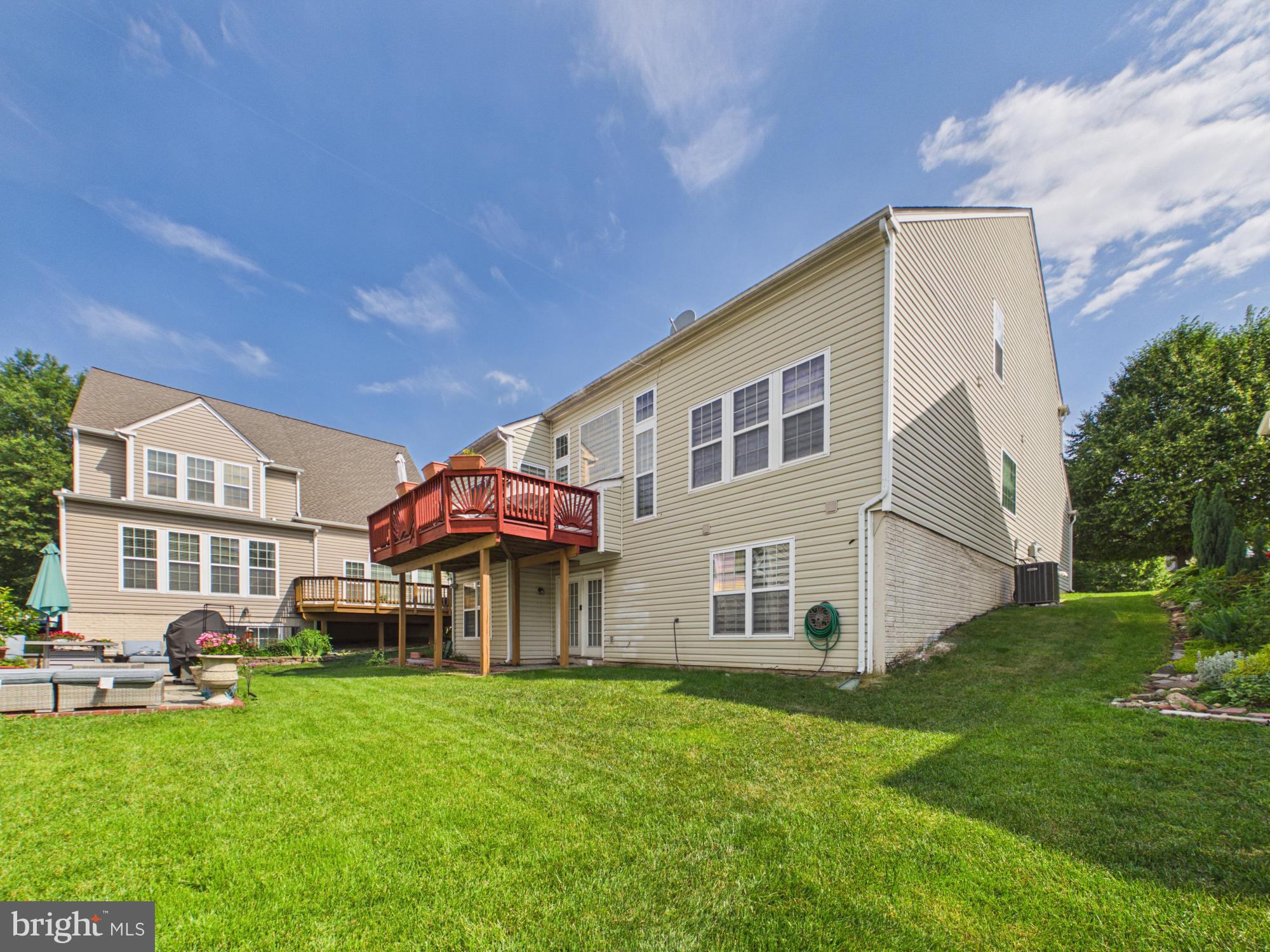 FAIRCREST - Residential