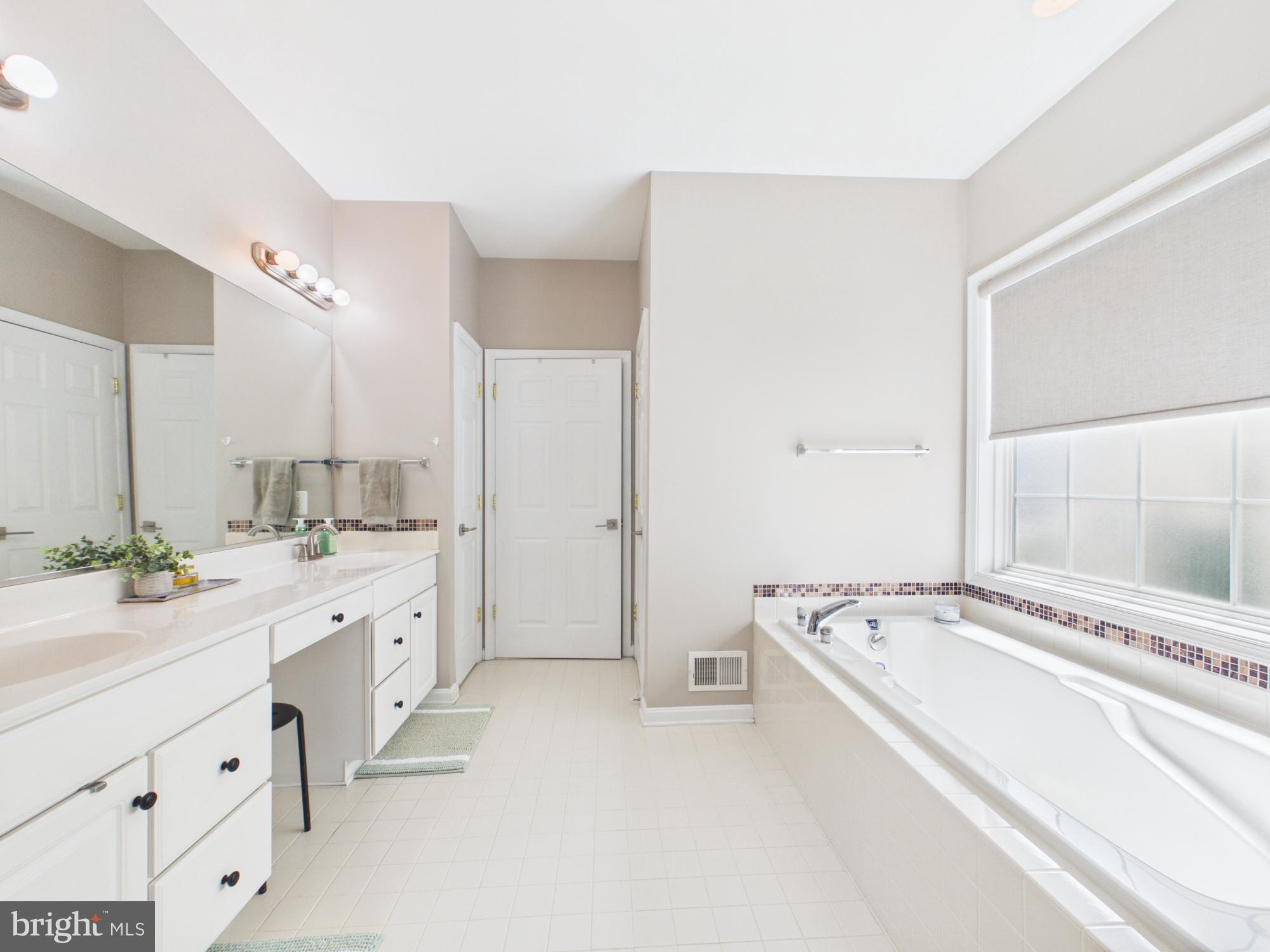 FAIRCREST - Residential