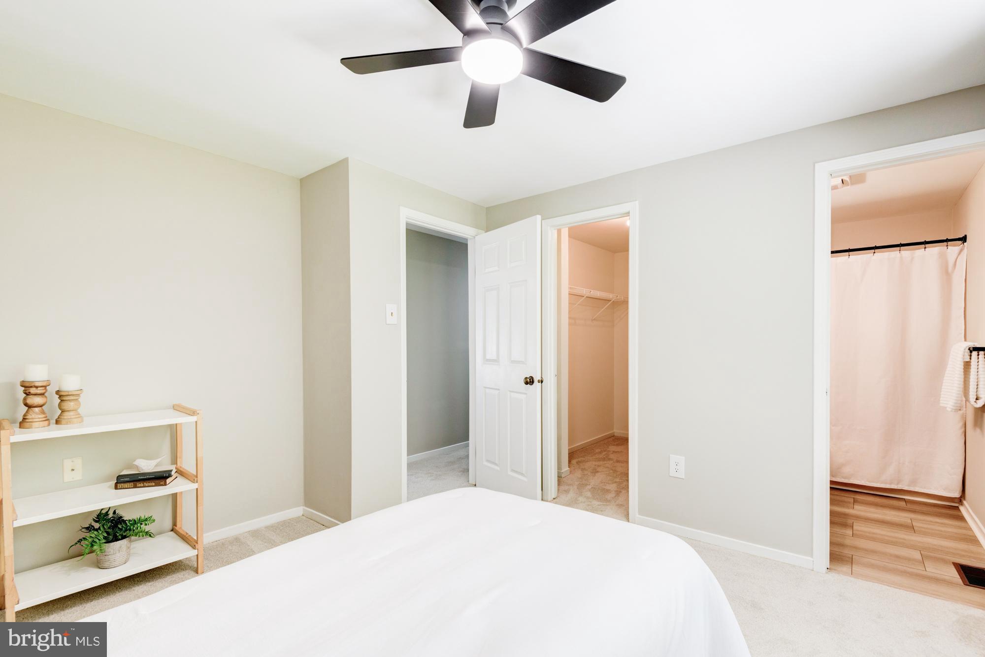 WILTON - Residential