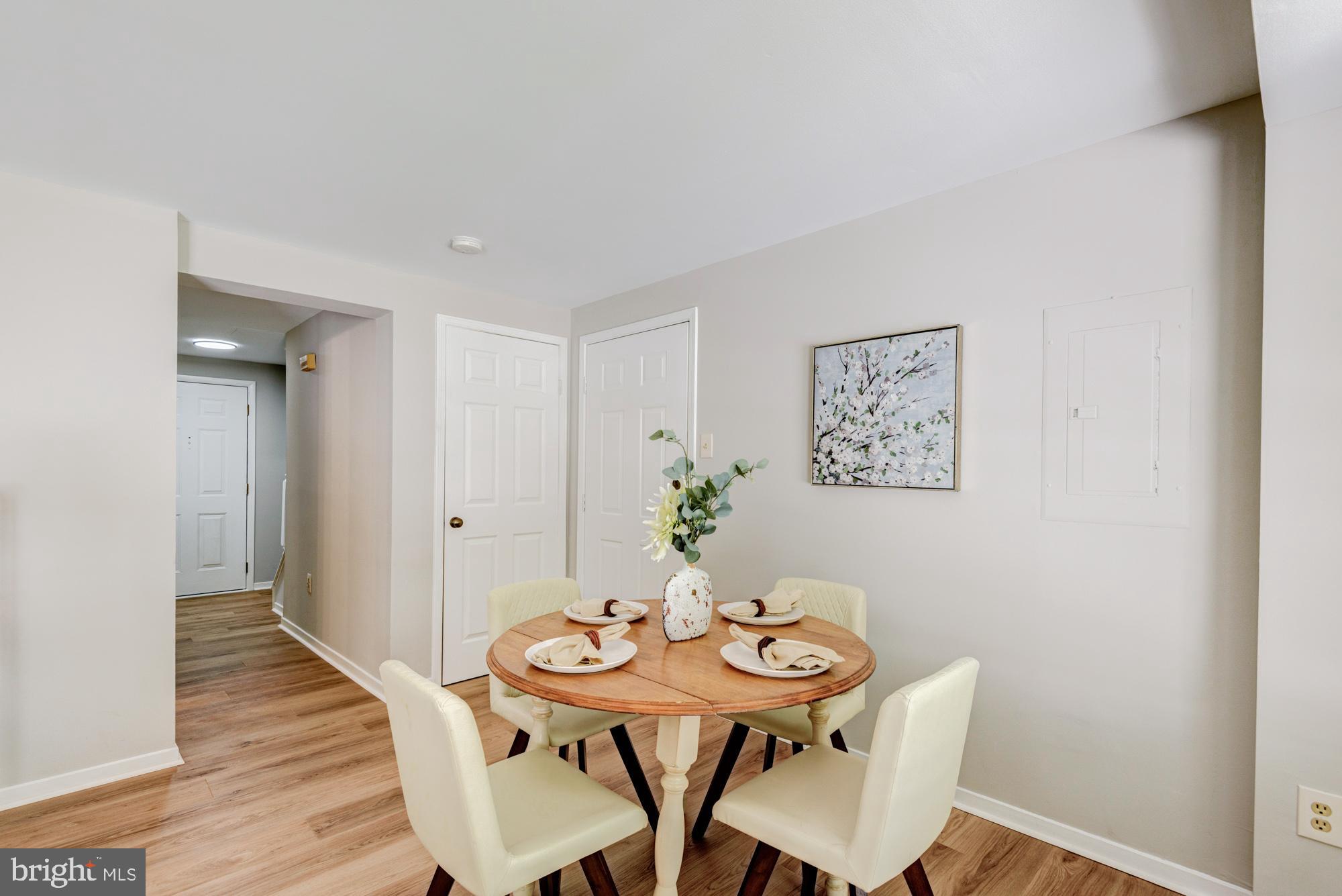 WILTON - Residential