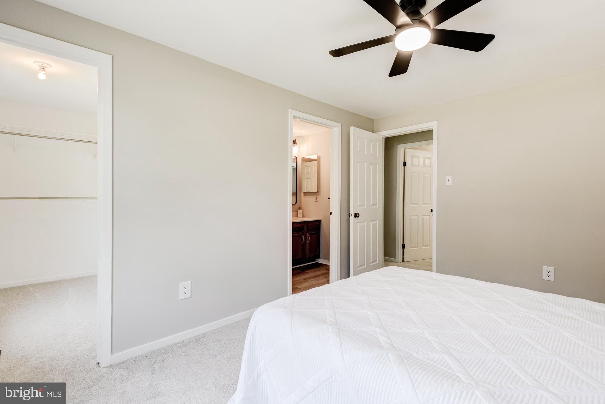 WILTON - Residential