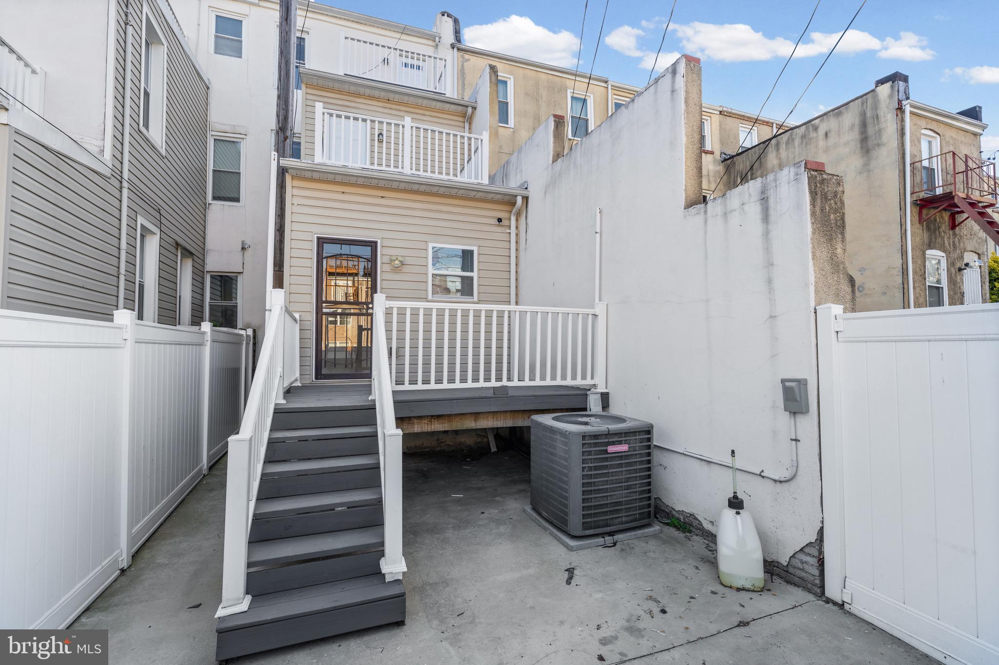 HOPKINS - Residential