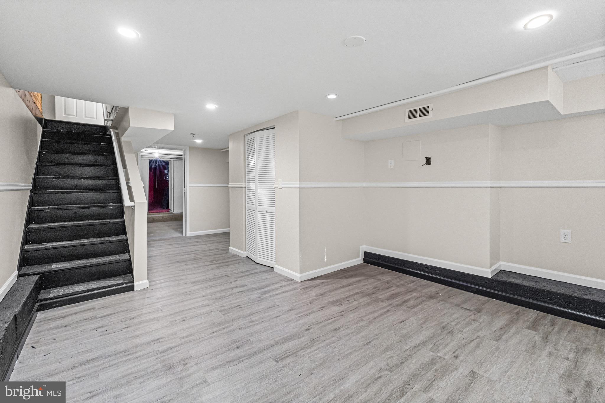 HOPKINS - Residential