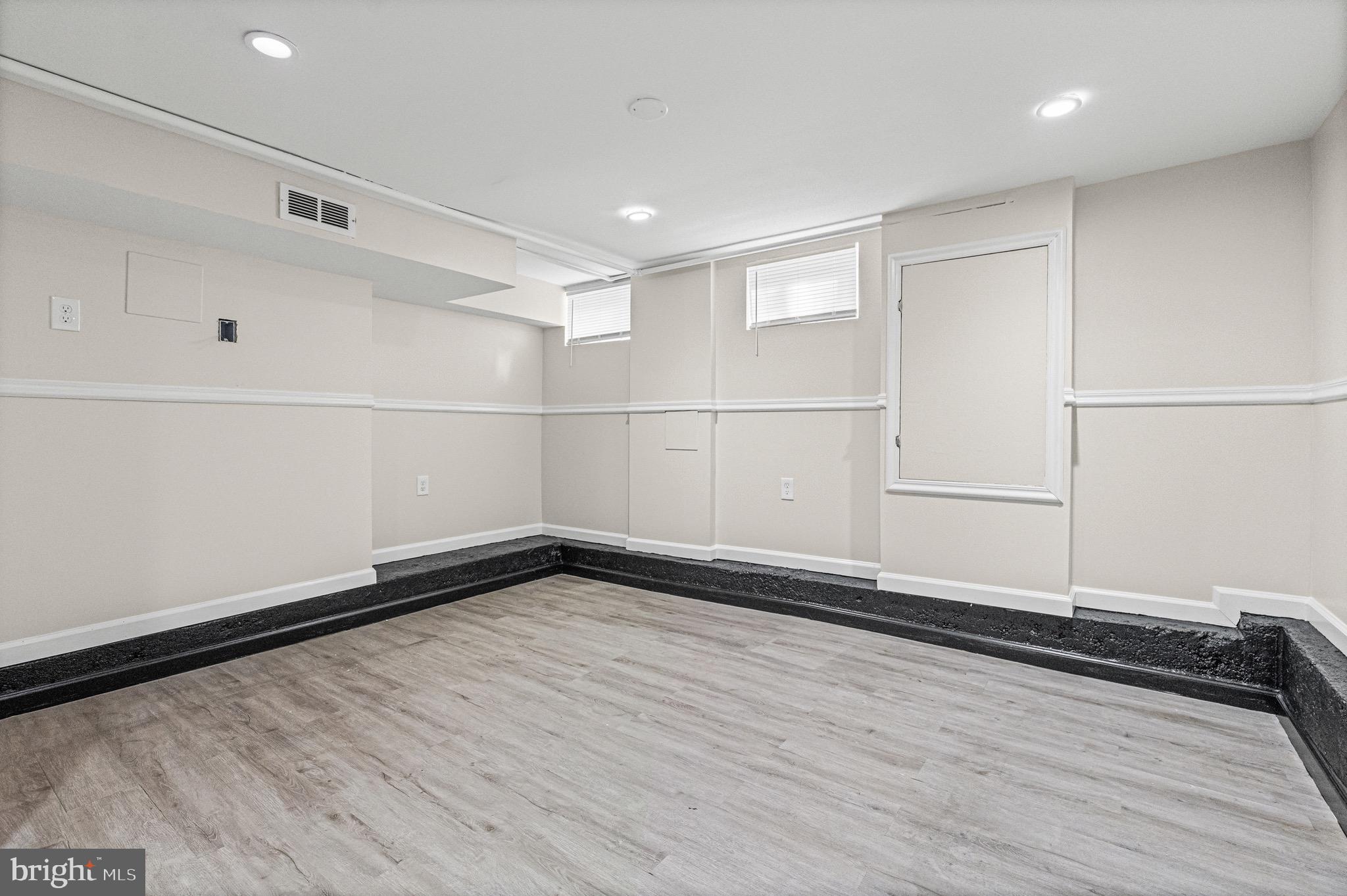 HOPKINS - Residential