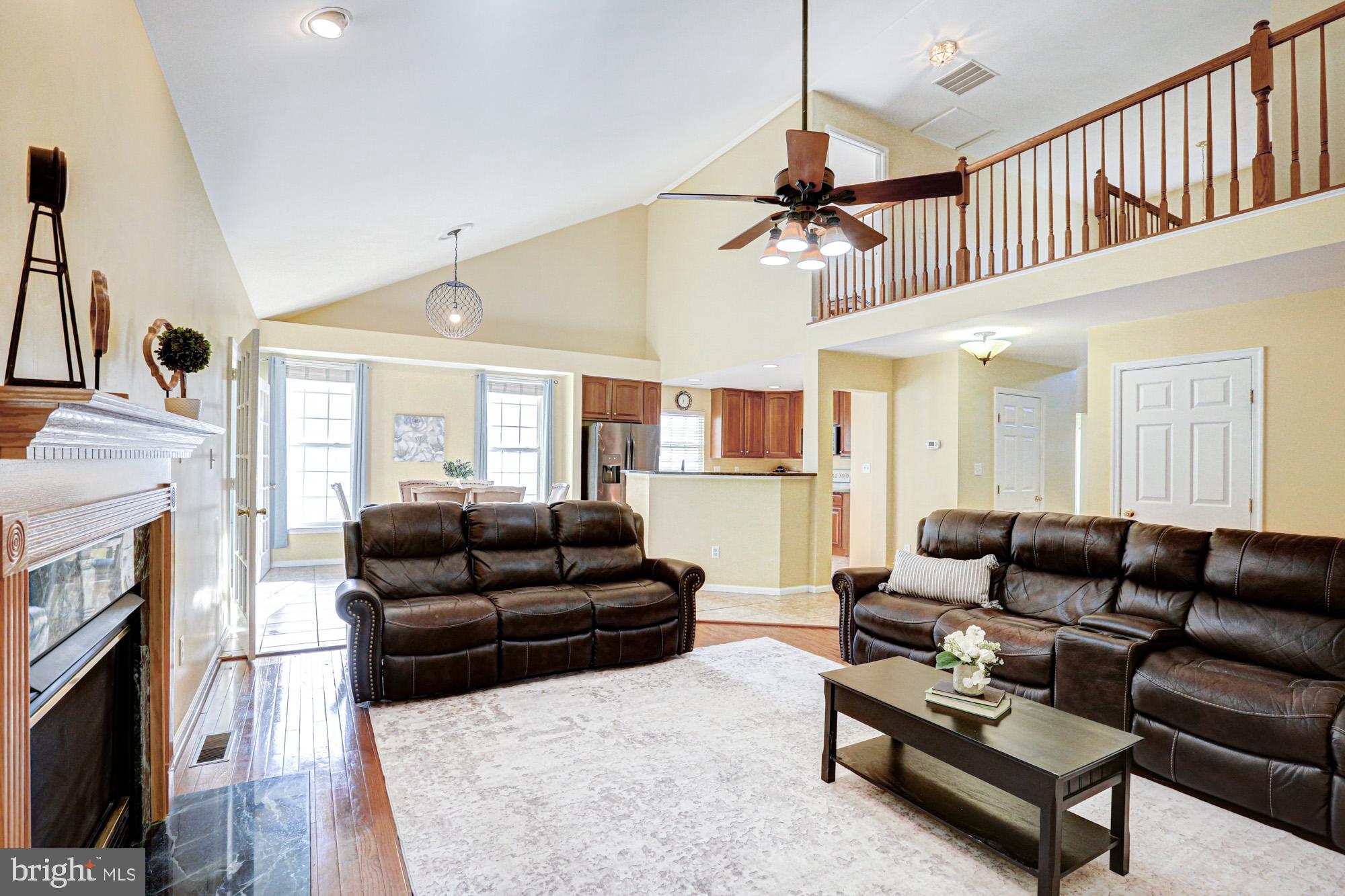 MIDDLETOWN CROSSING - Residential