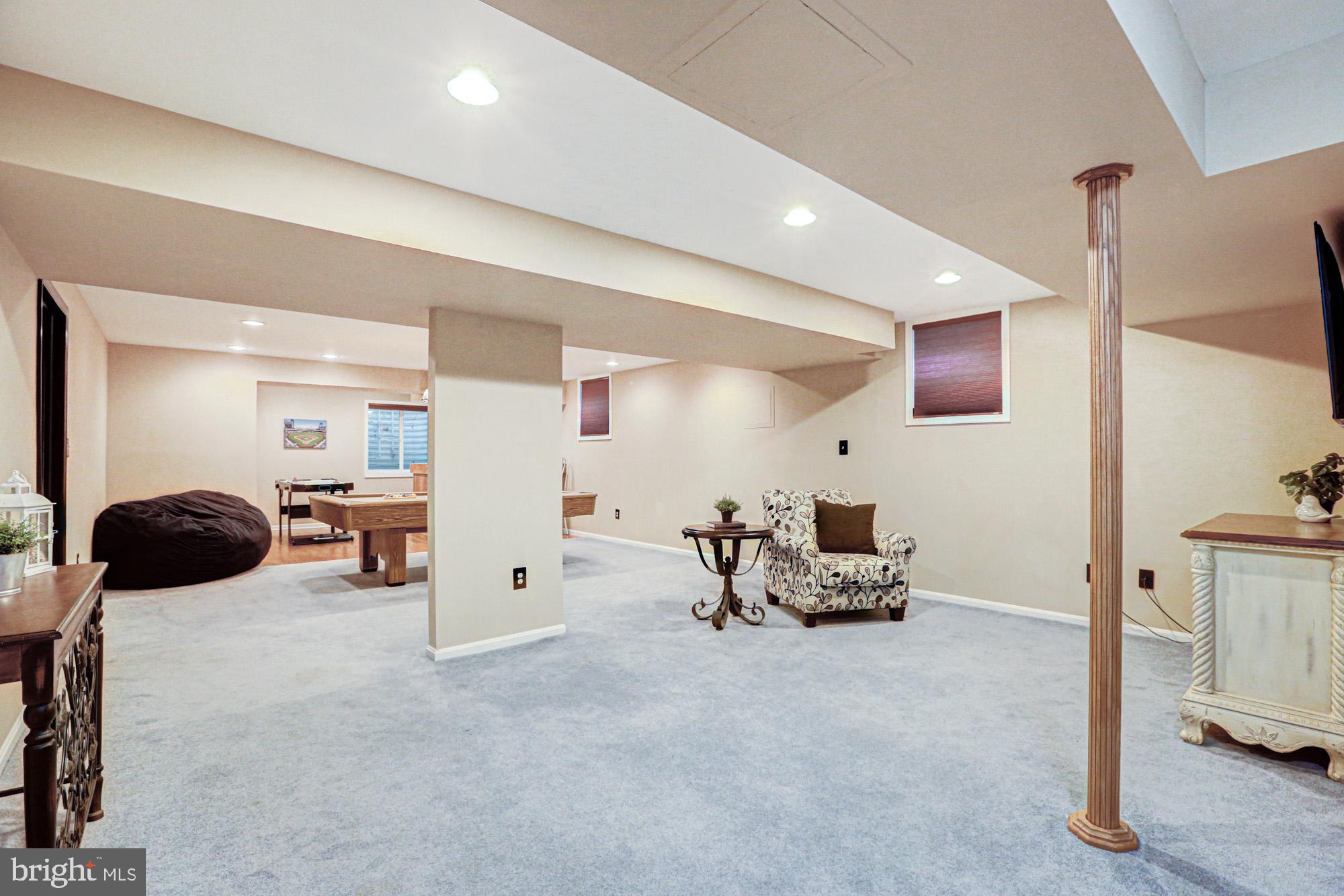 MIDDLETOWN CROSSING - Residential