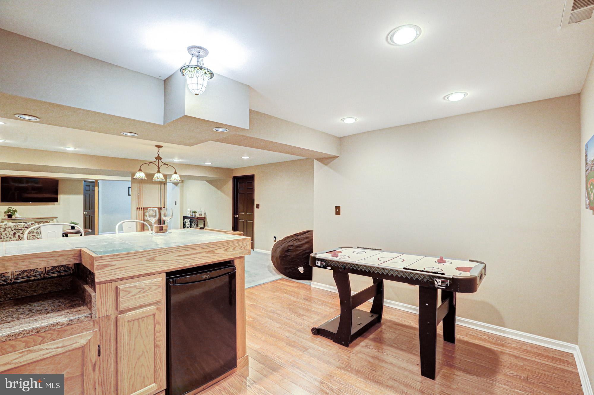 MIDDLETOWN CROSSING - Residential